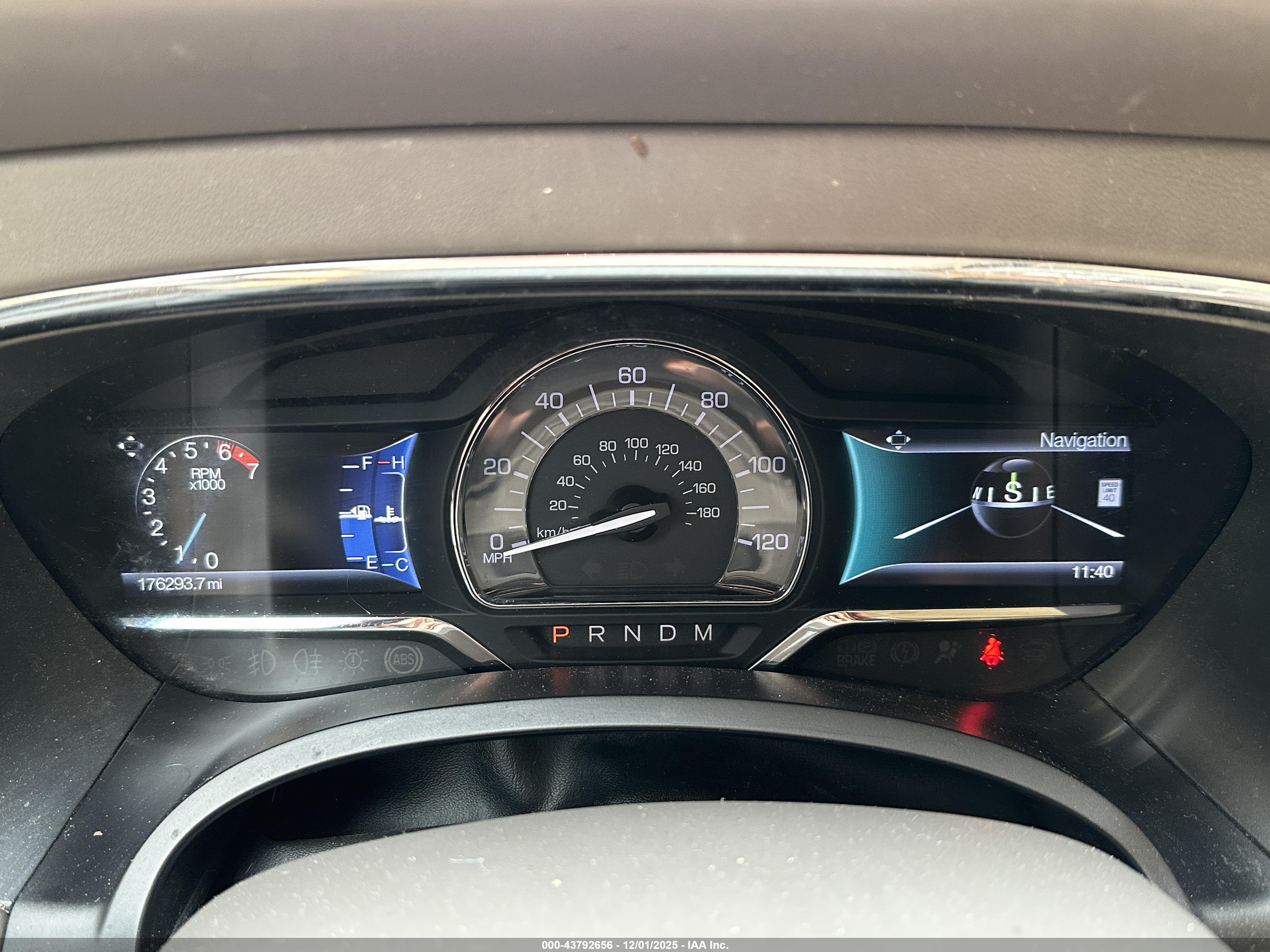 LINCOLN NAVIGATOR image 7