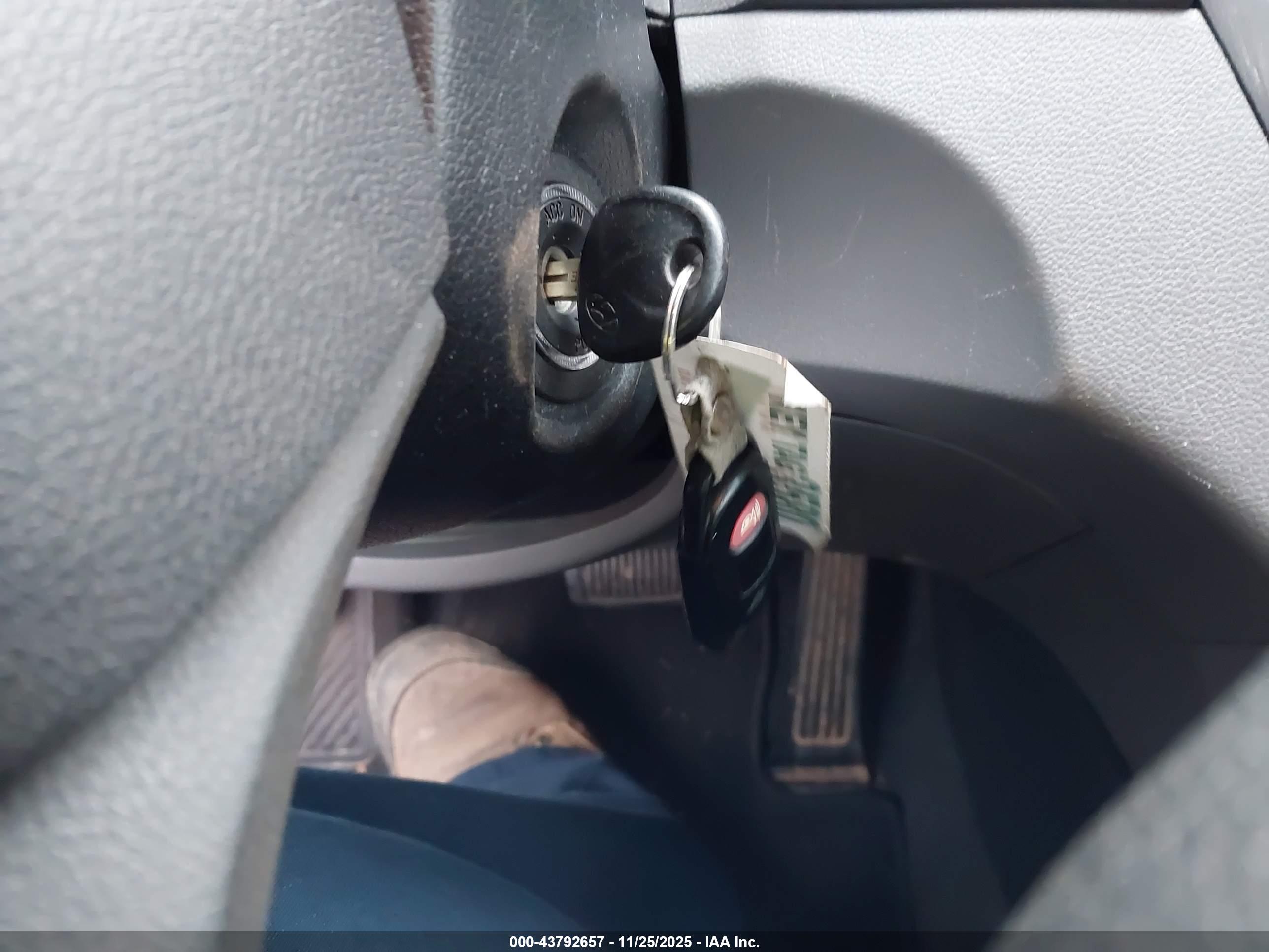 HYUNDAI SONATA image 11