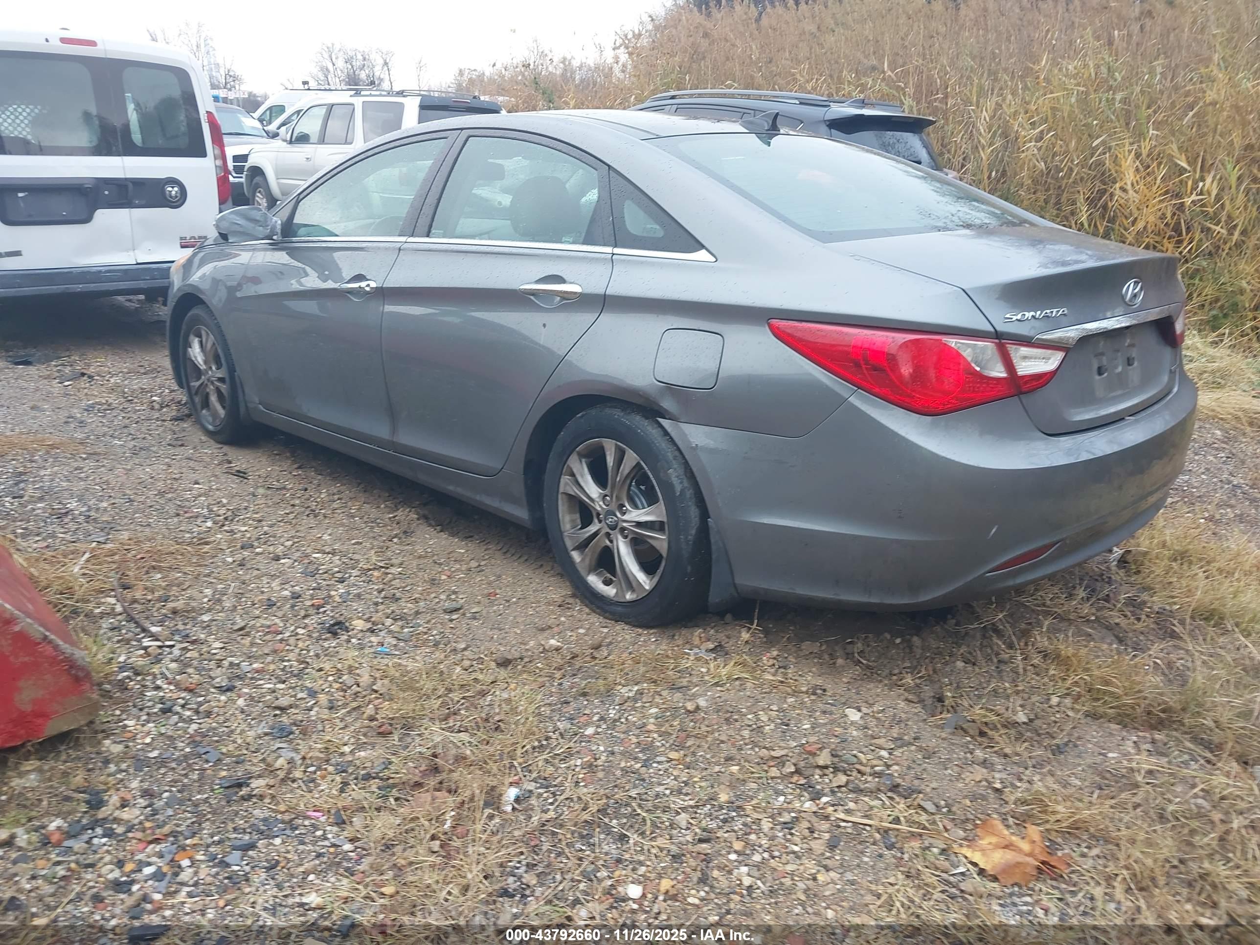 HYUNDAI SONATA image 3