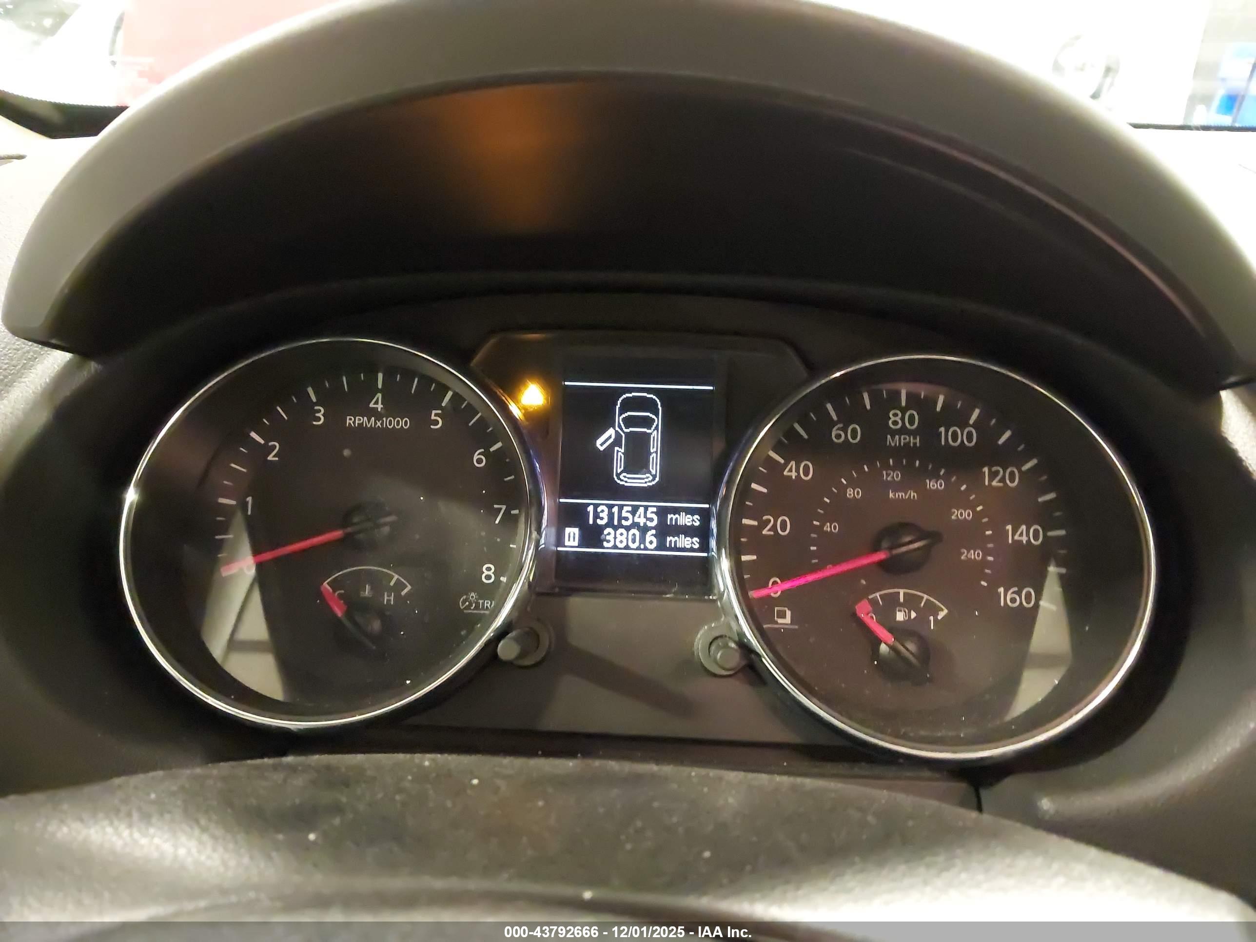 NISSAN ROGUE image 7