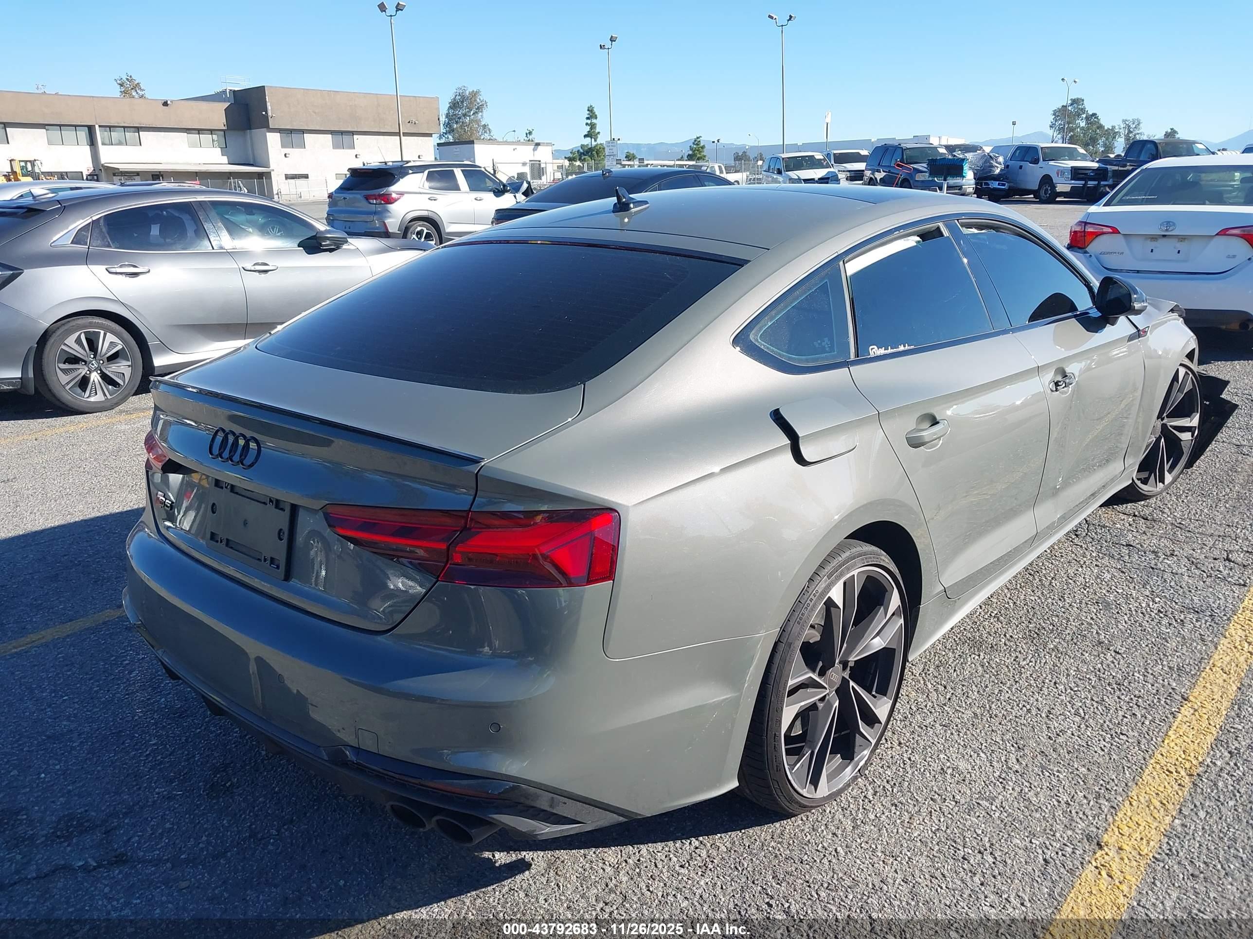 AUDI S5 image 4