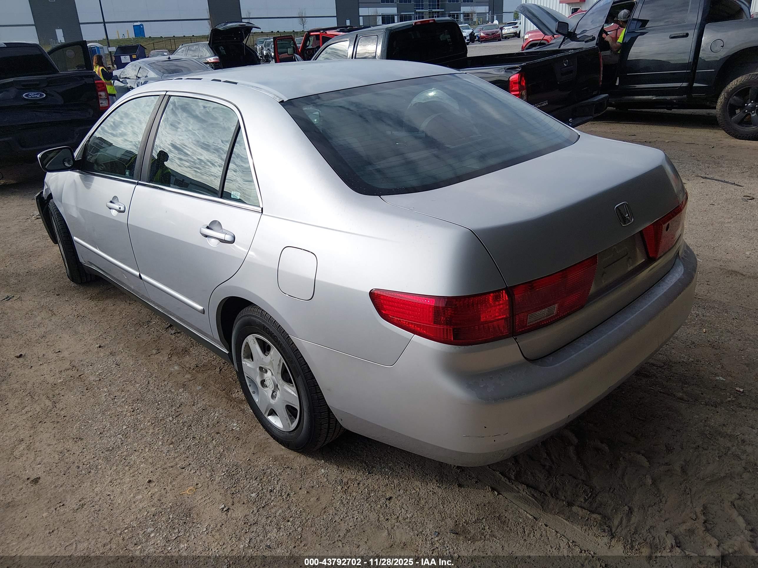 HONDA ACCORD image 3