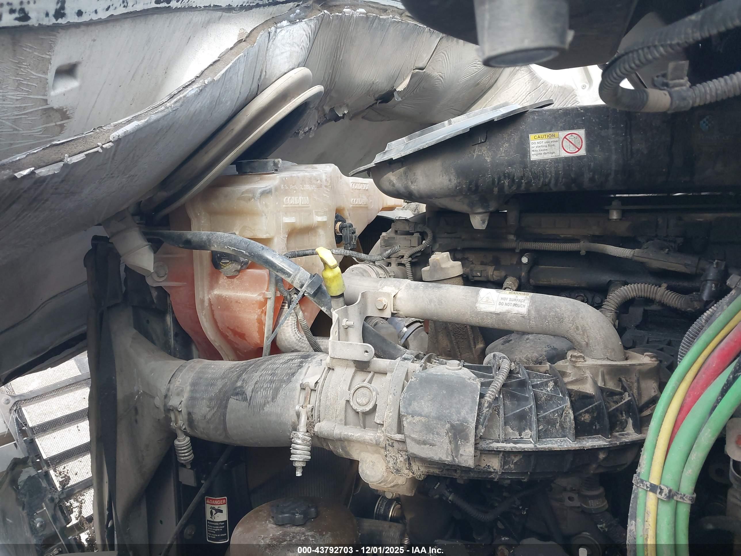 FREIGHTLINER CASCADIA image 10