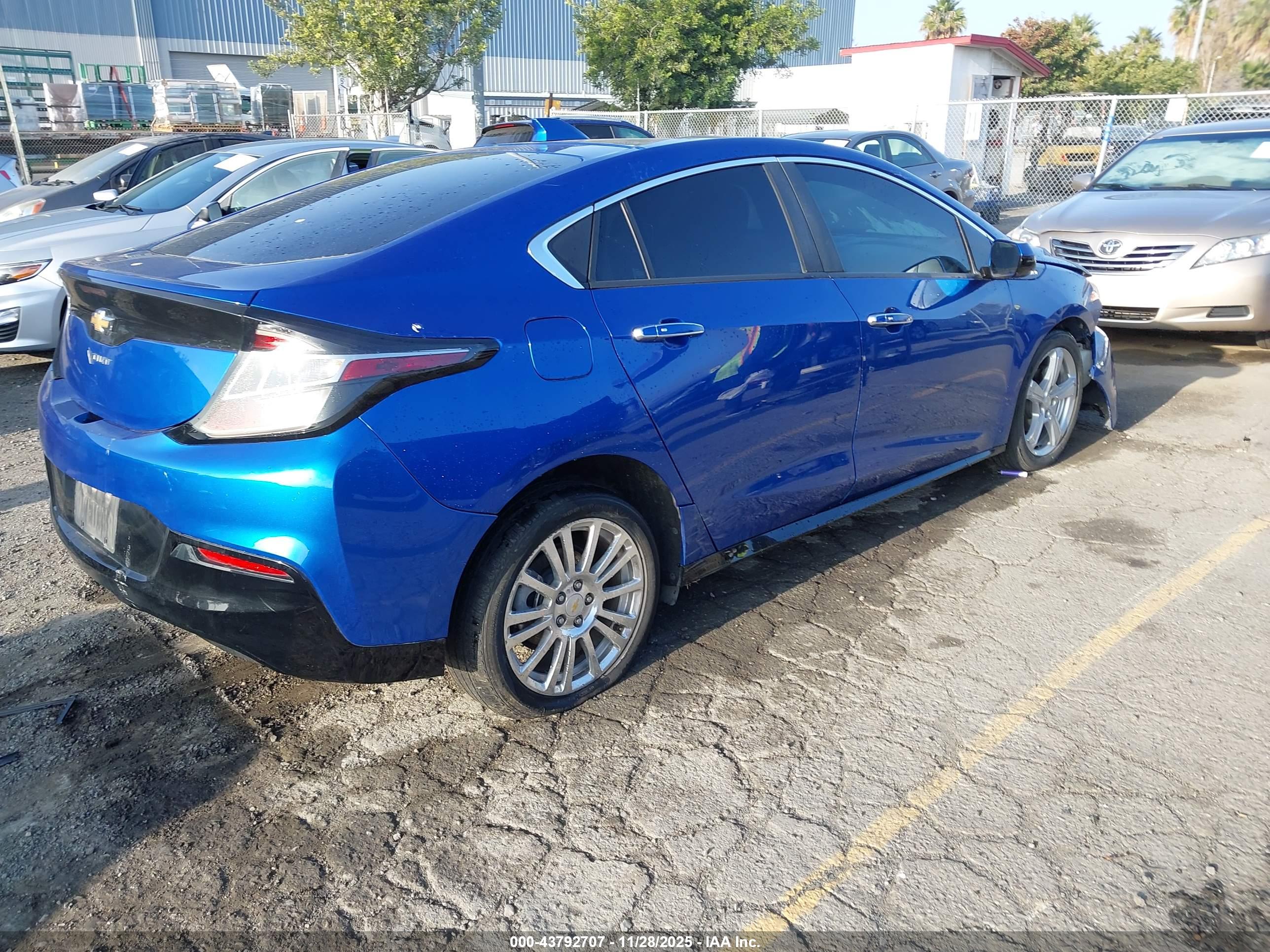 CHEVROLET VOLT image 4