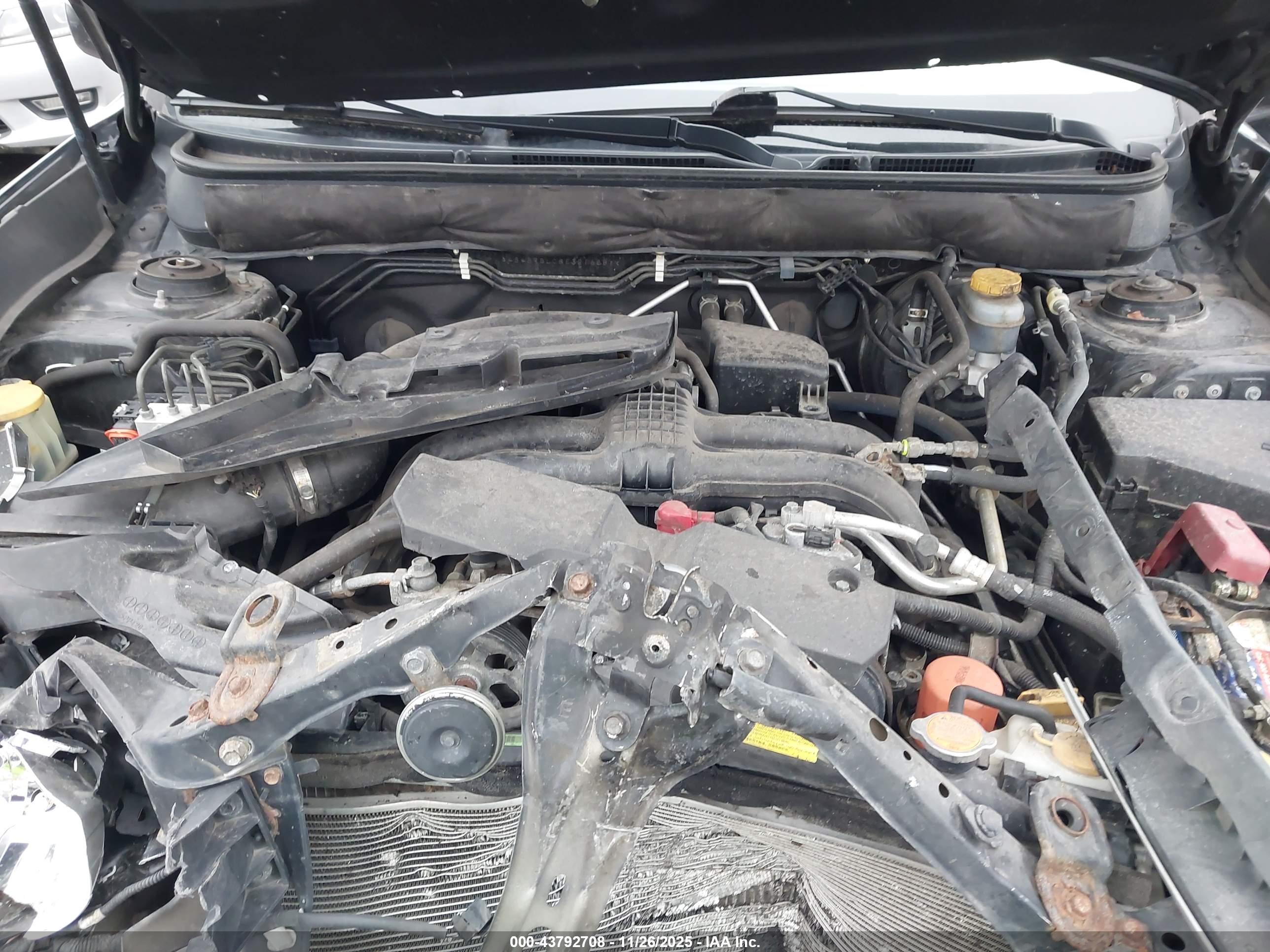 SUBARU OUTBACK image 10