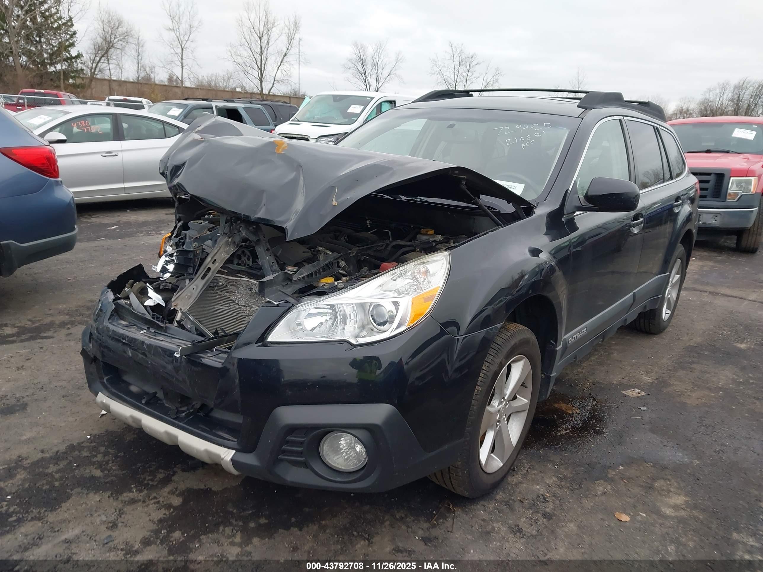 SUBARU OUTBACK image 2