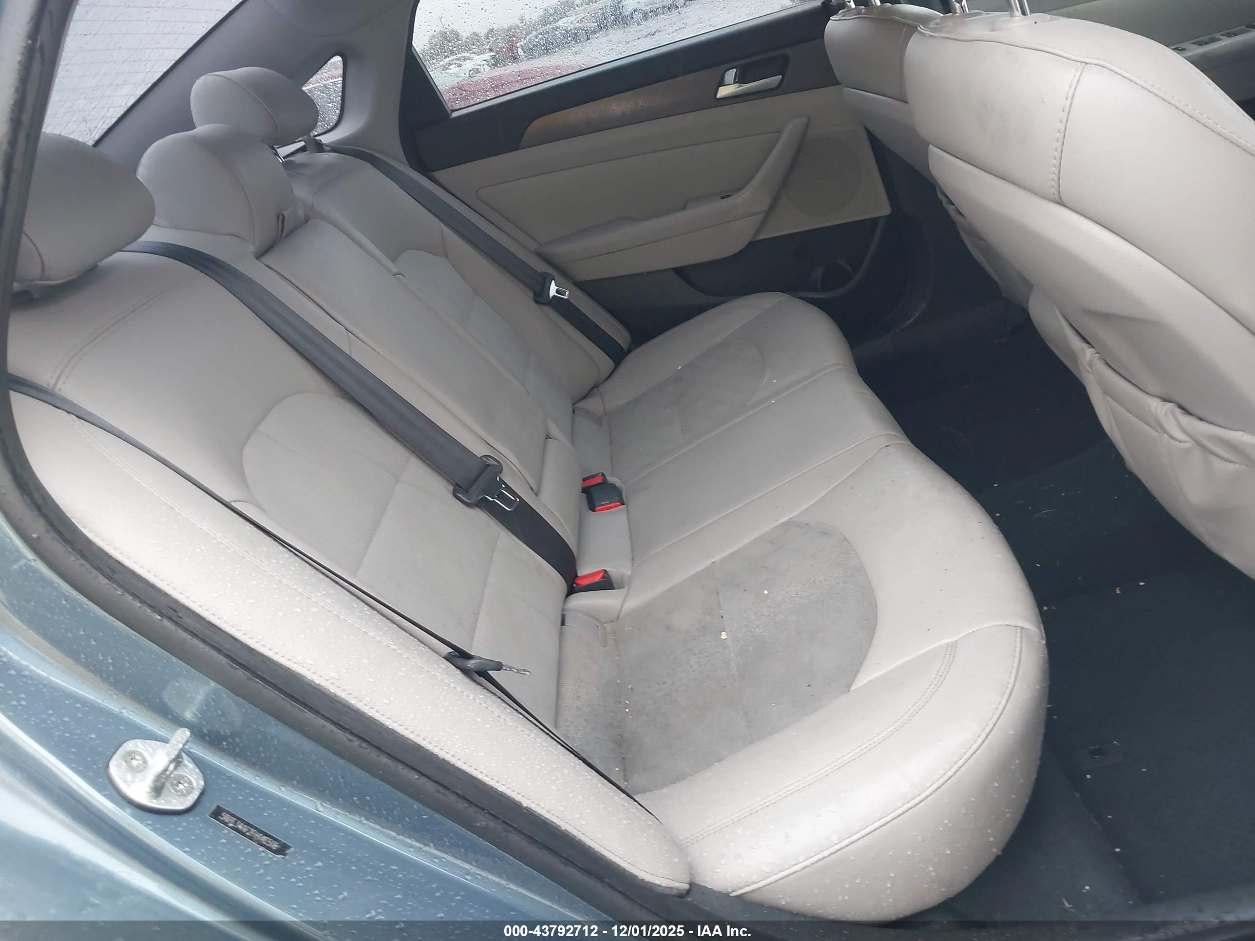 HYUNDAI SONATA image 8