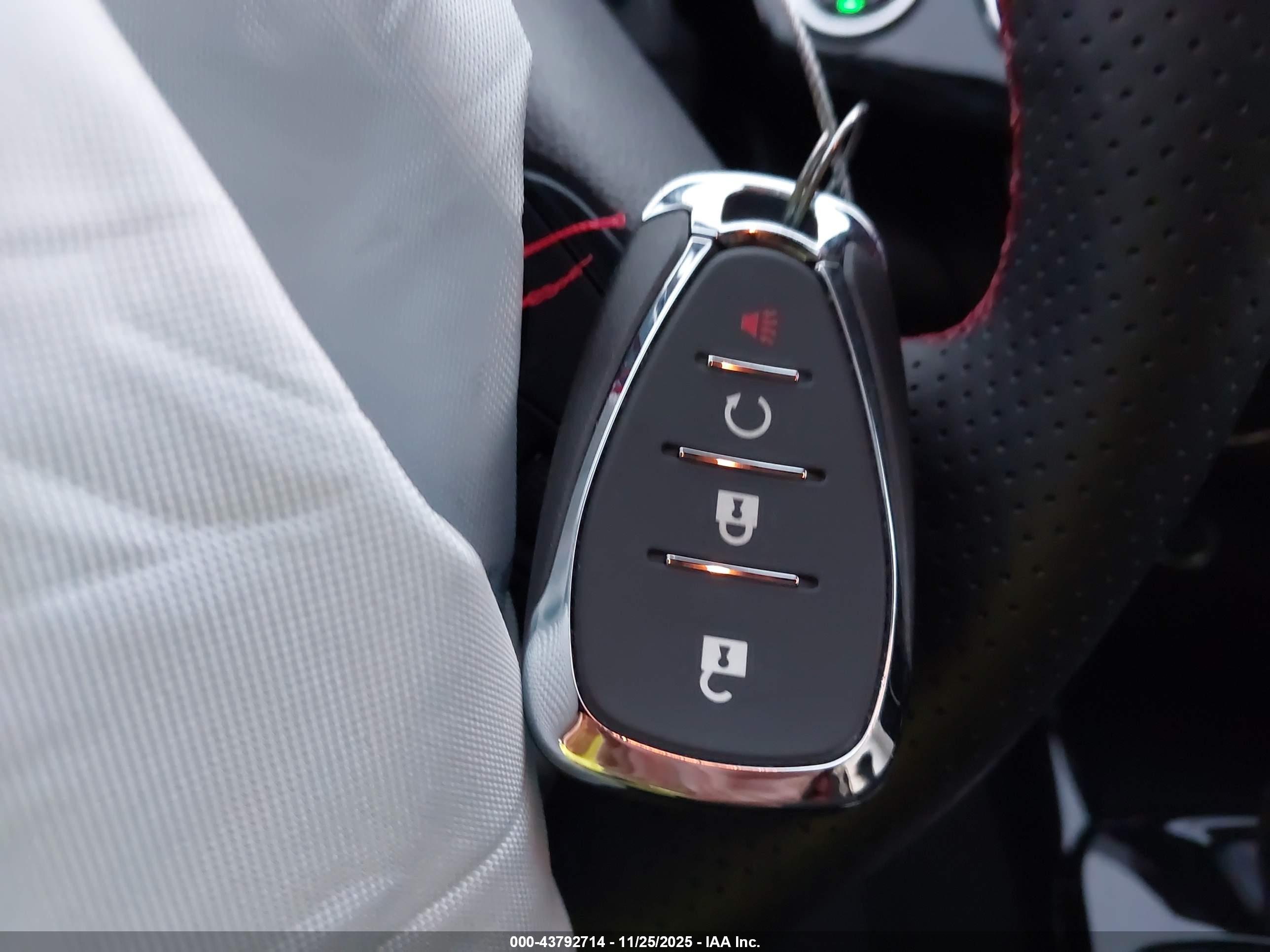 CHEVROLET TRAX image 11