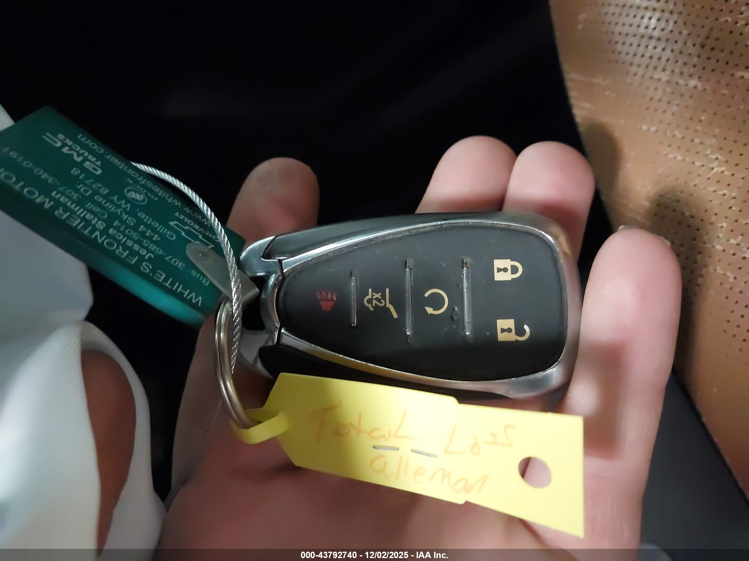 CHEVROLET EQUINOX image 11