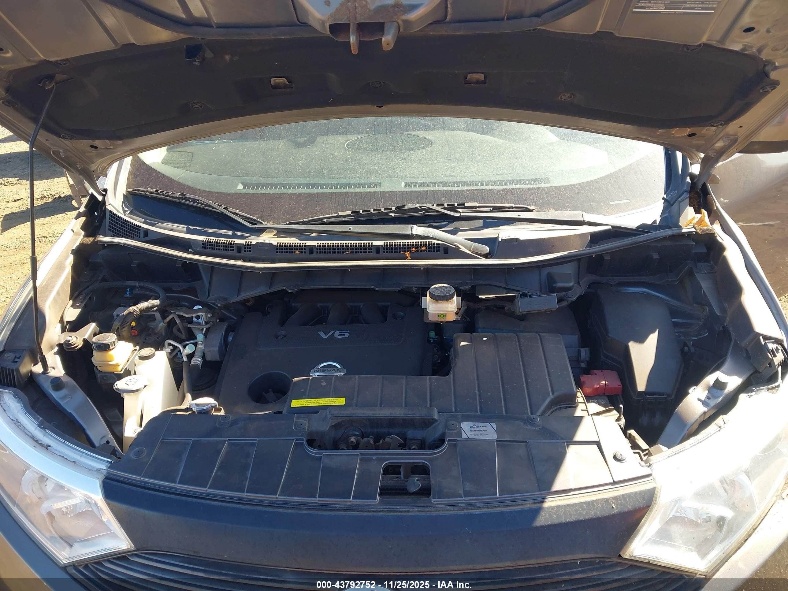 NISSAN QUEST image 10