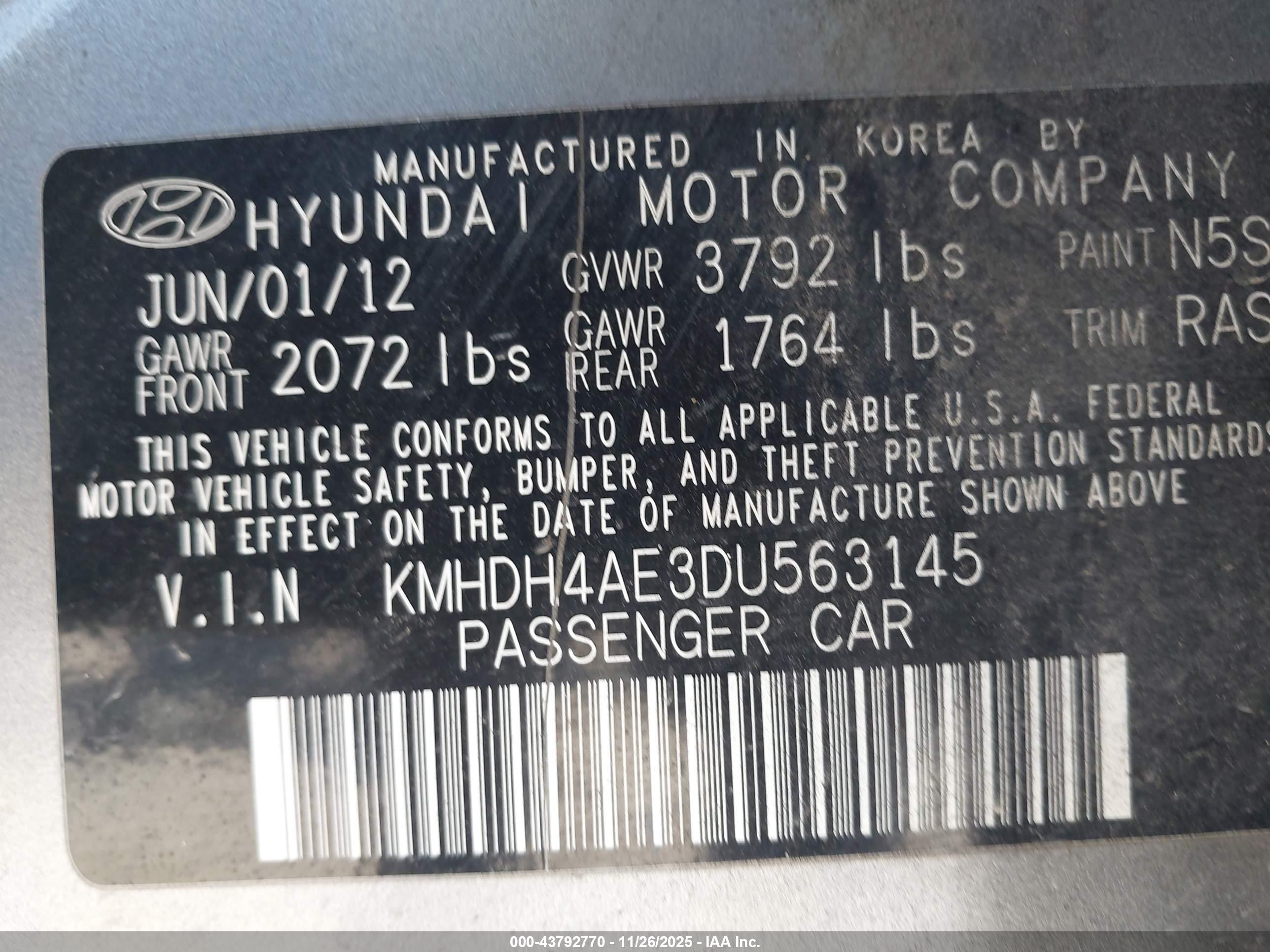 HYUNDAI ELANTRA image 9