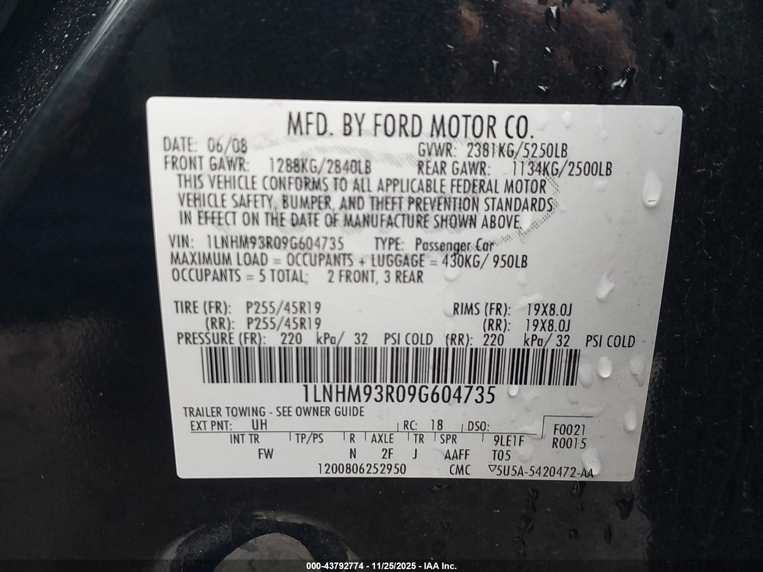 LINCOLN MKS image 9