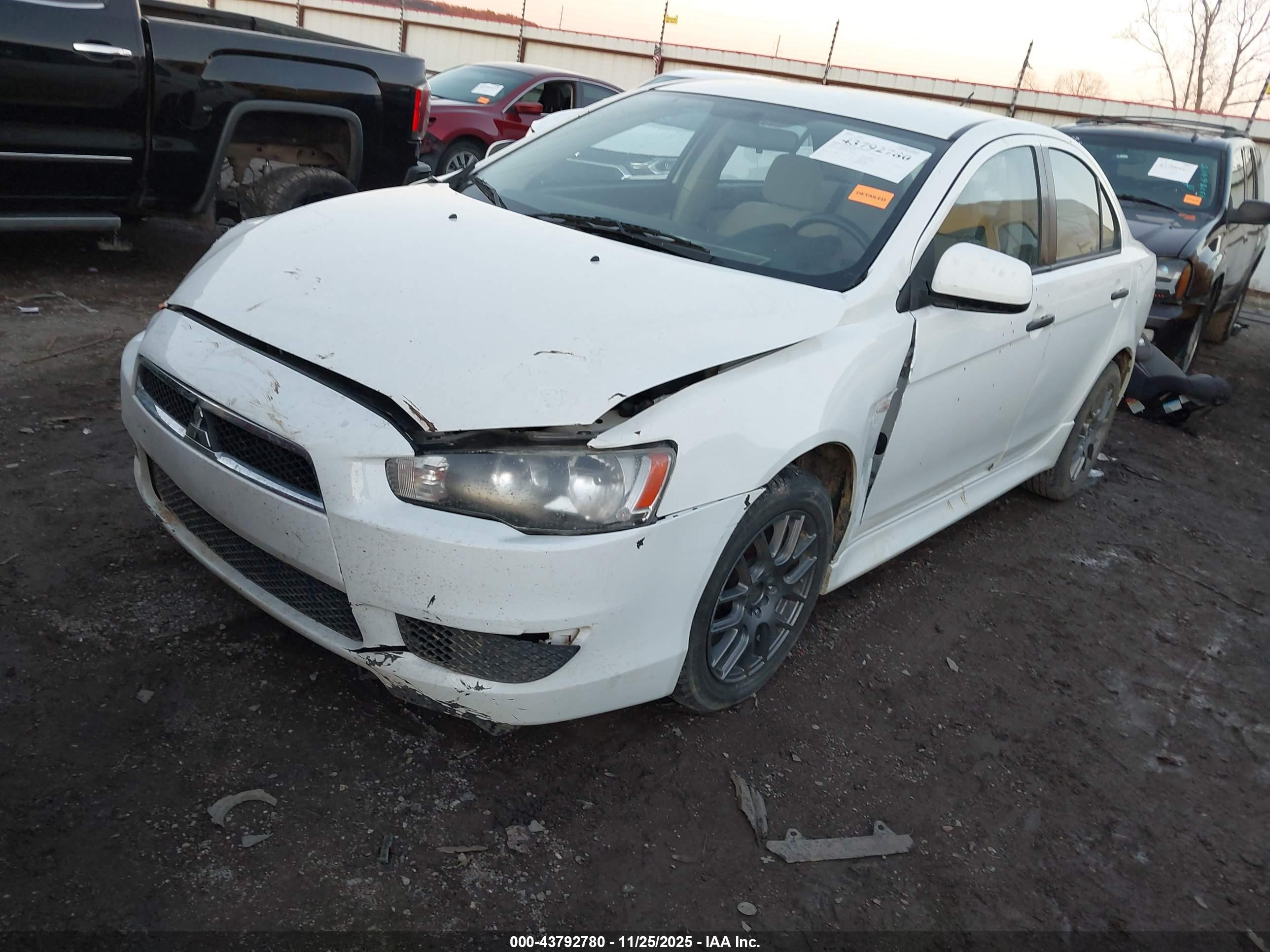 MITSUBISHI LANCER image 2