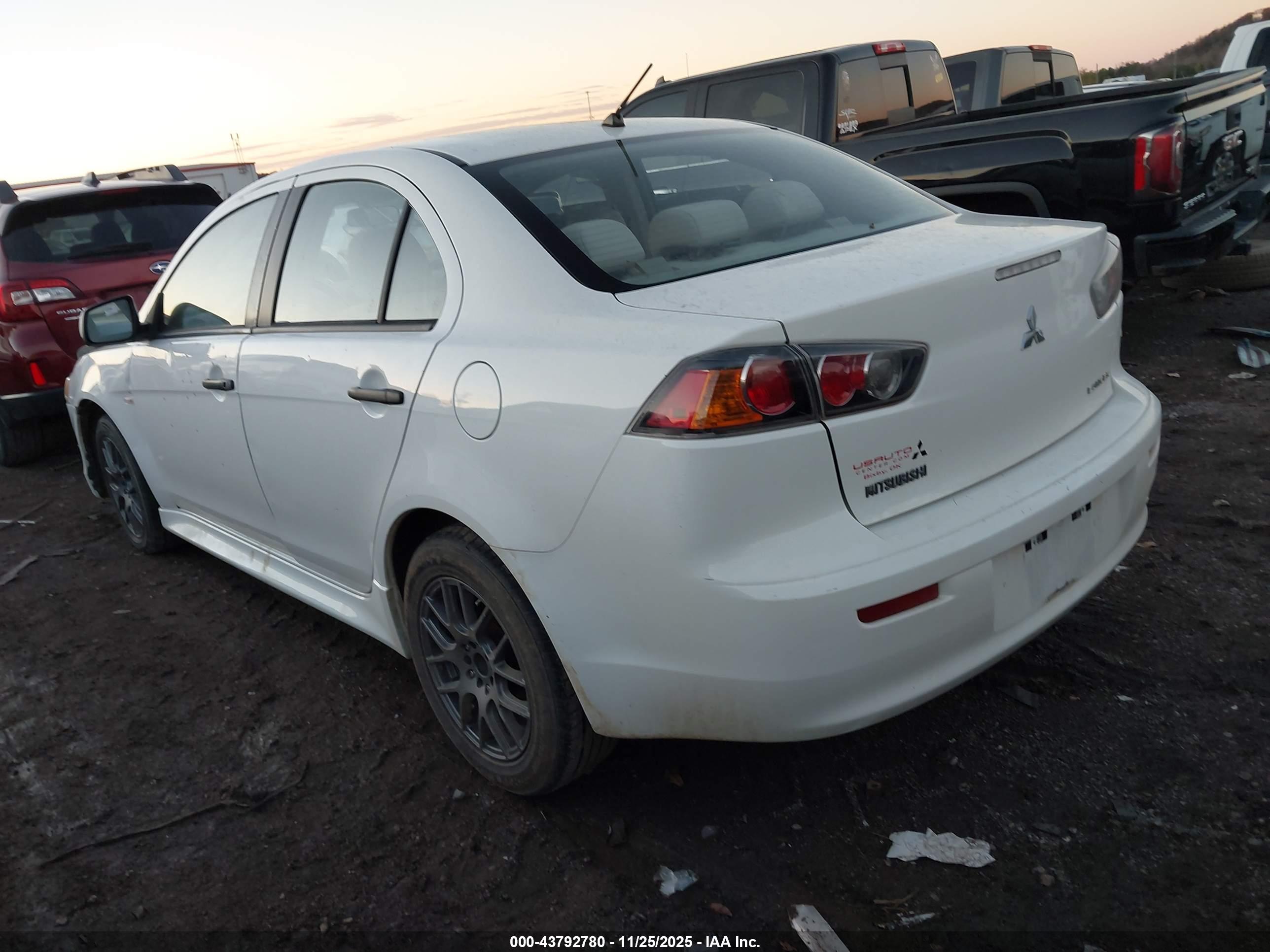 MITSUBISHI LANCER image 3