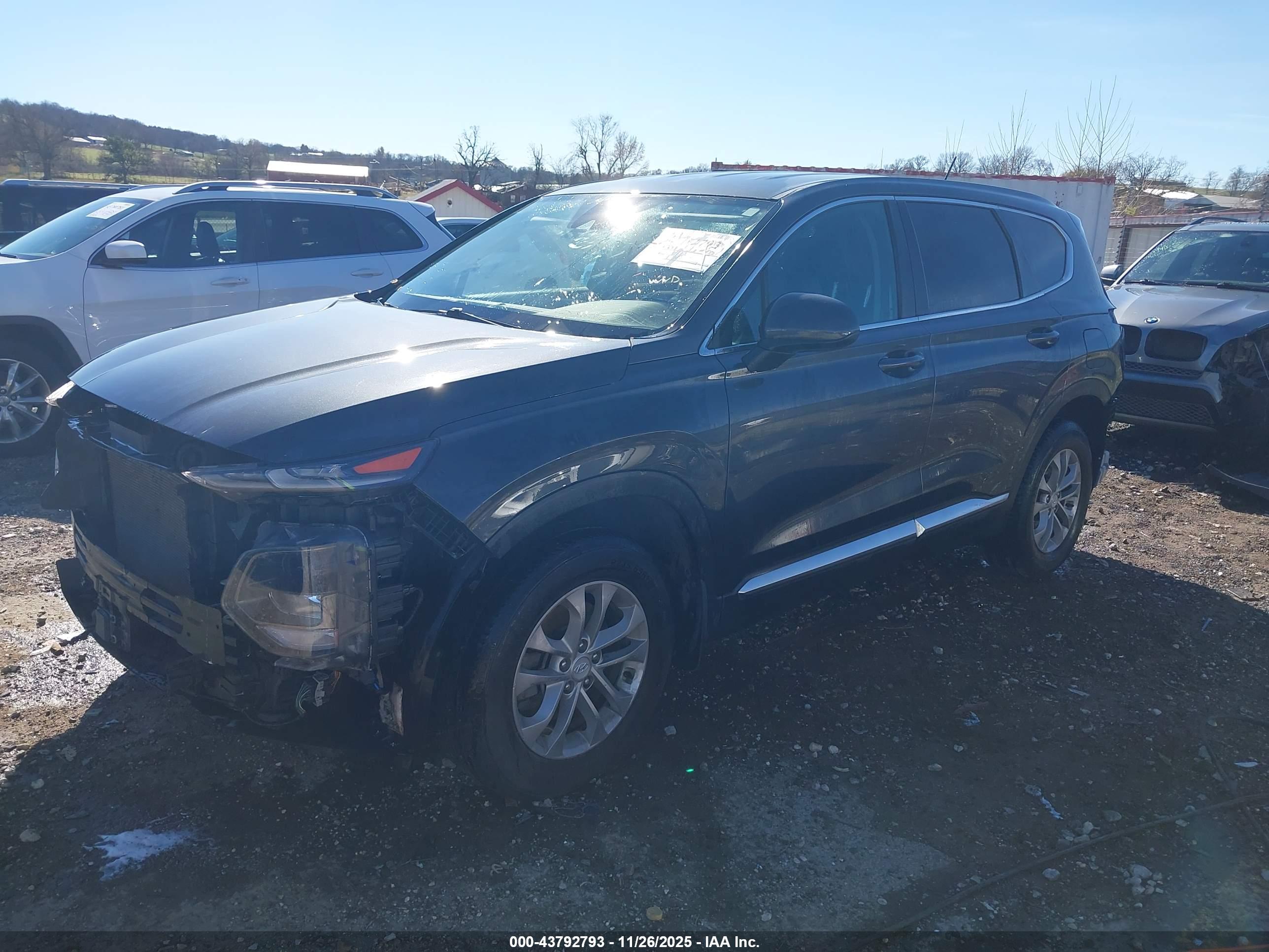 HYUNDAI SANTA image 2