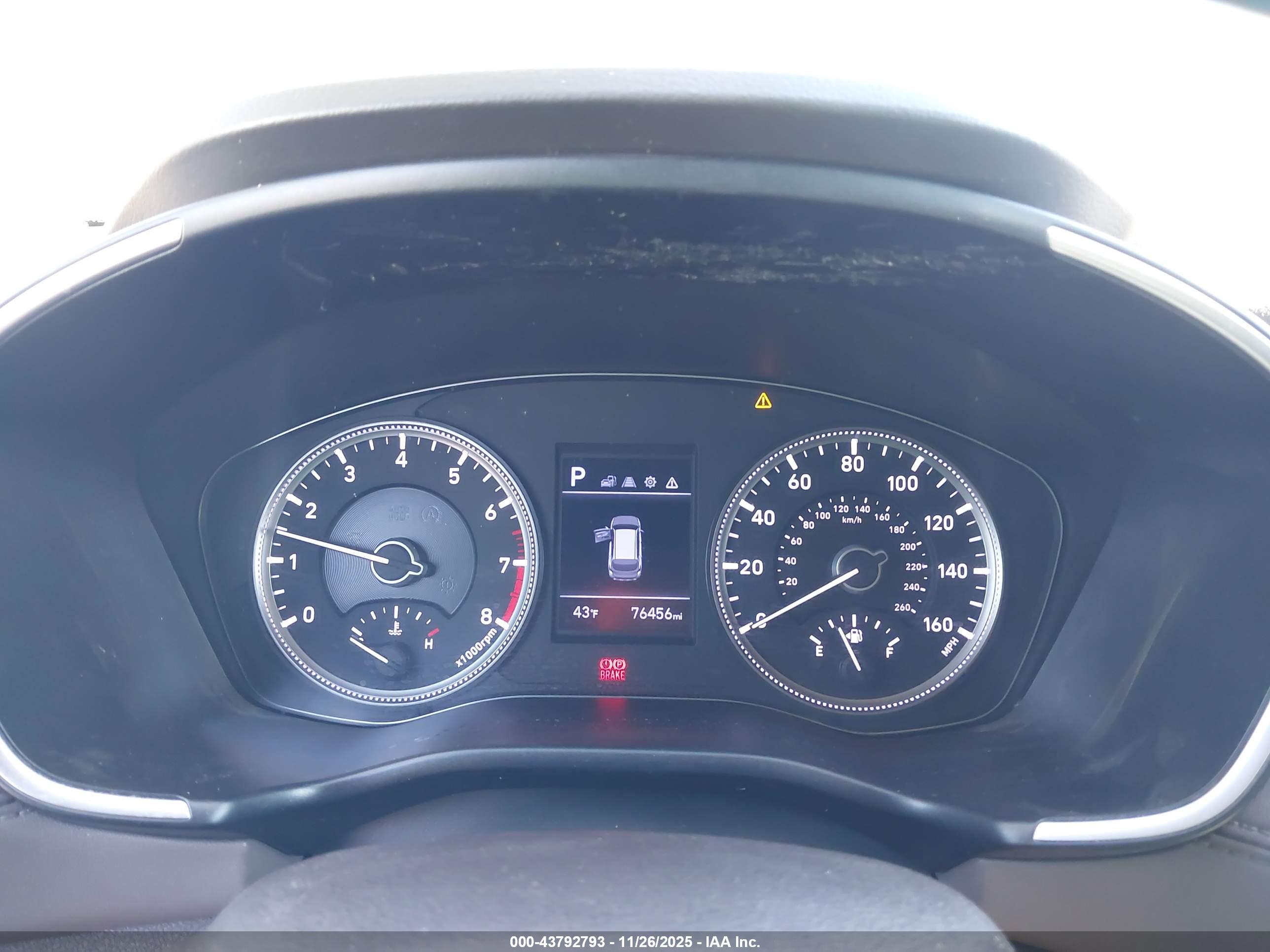 HYUNDAI SANTA image 7