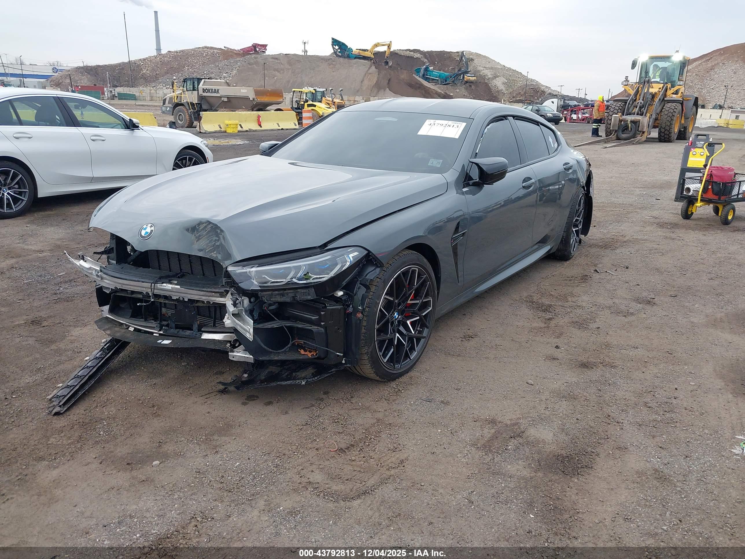 BMW M8 image 2