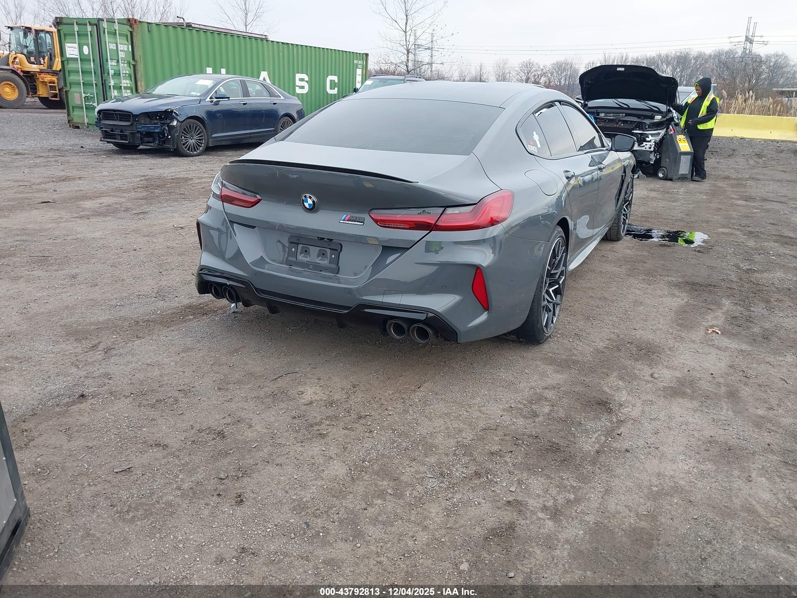 BMW M8 image 4