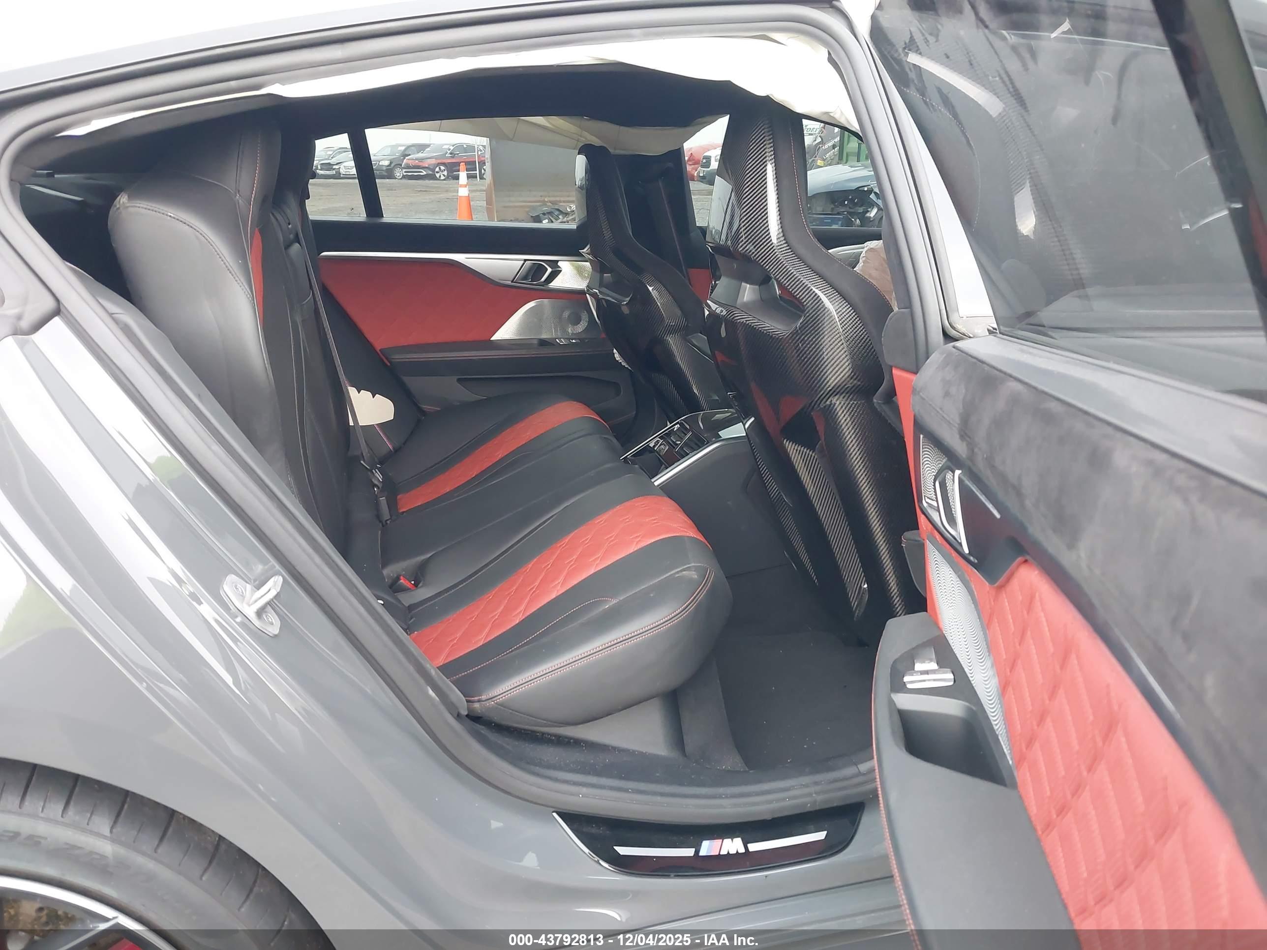 BMW M8 image 8