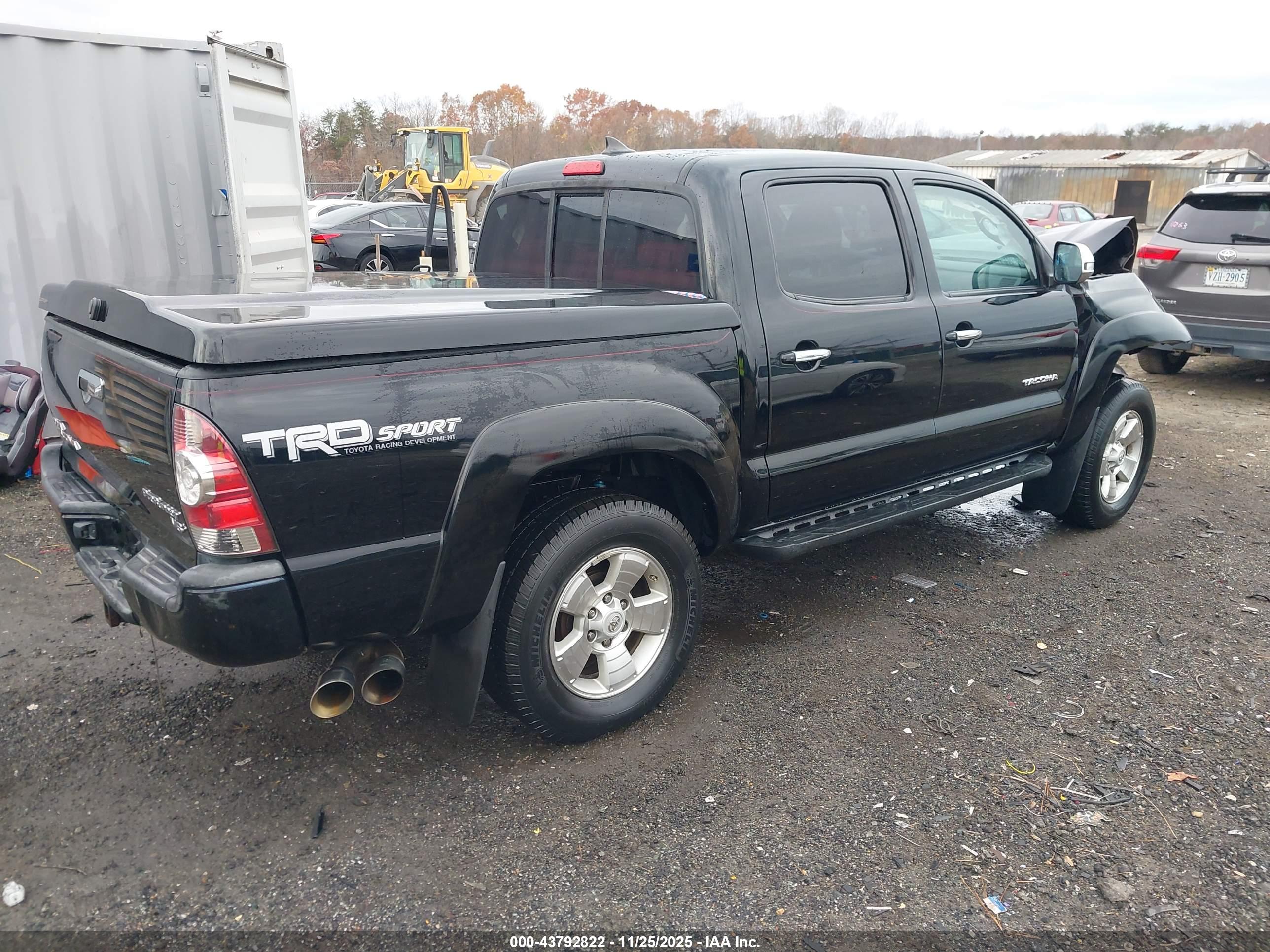 TOYOTA TACOMA image 4