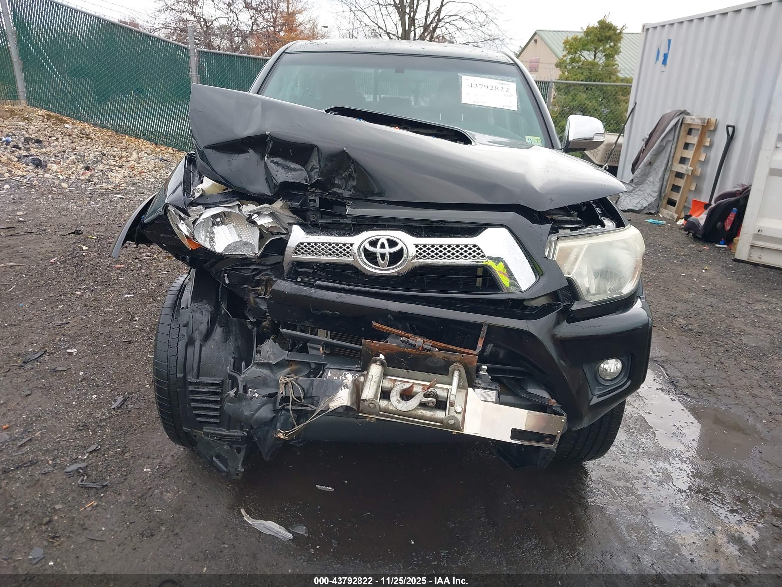 TOYOTA TACOMA image 6
