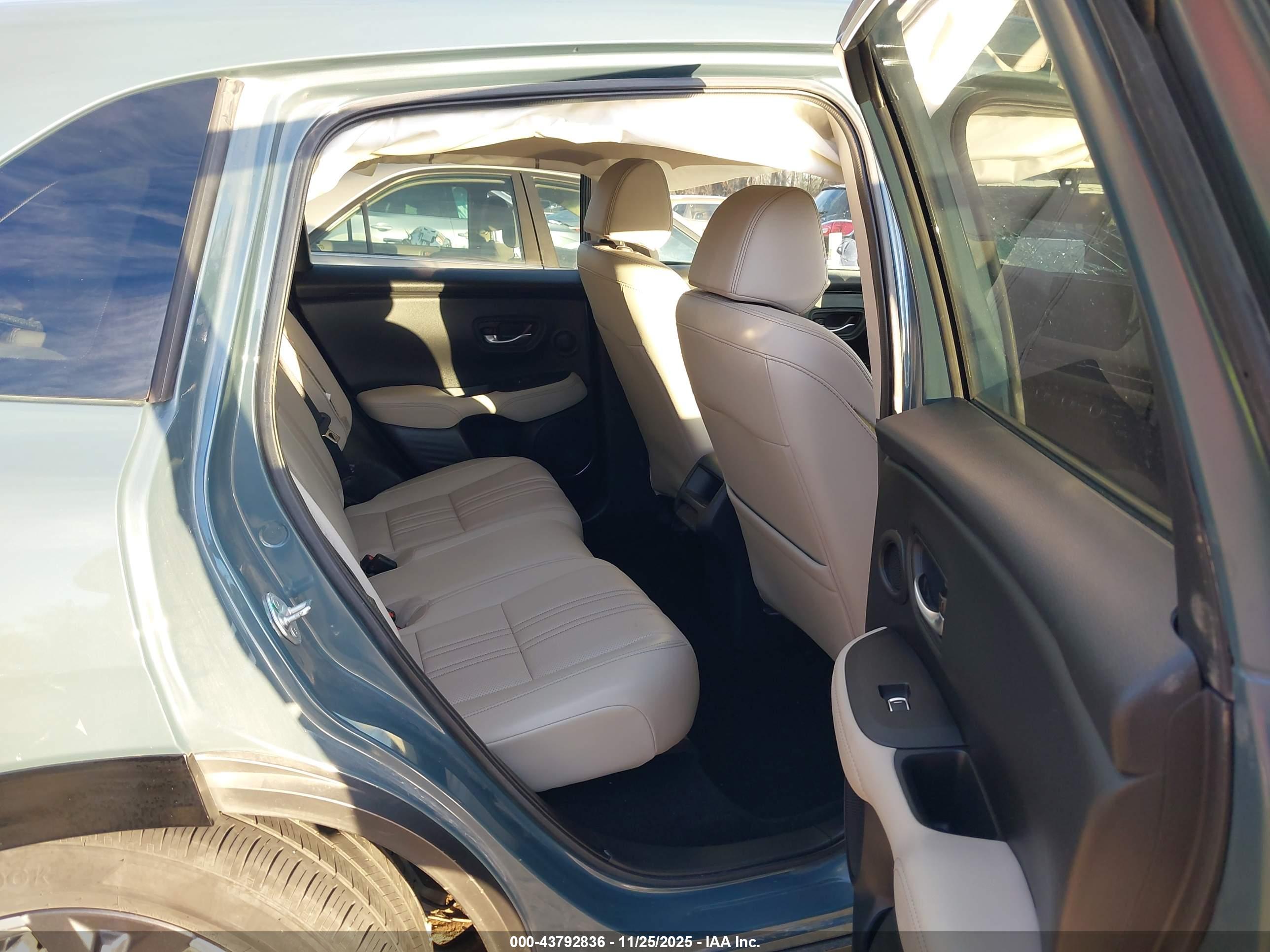 HONDA HR-V image 8