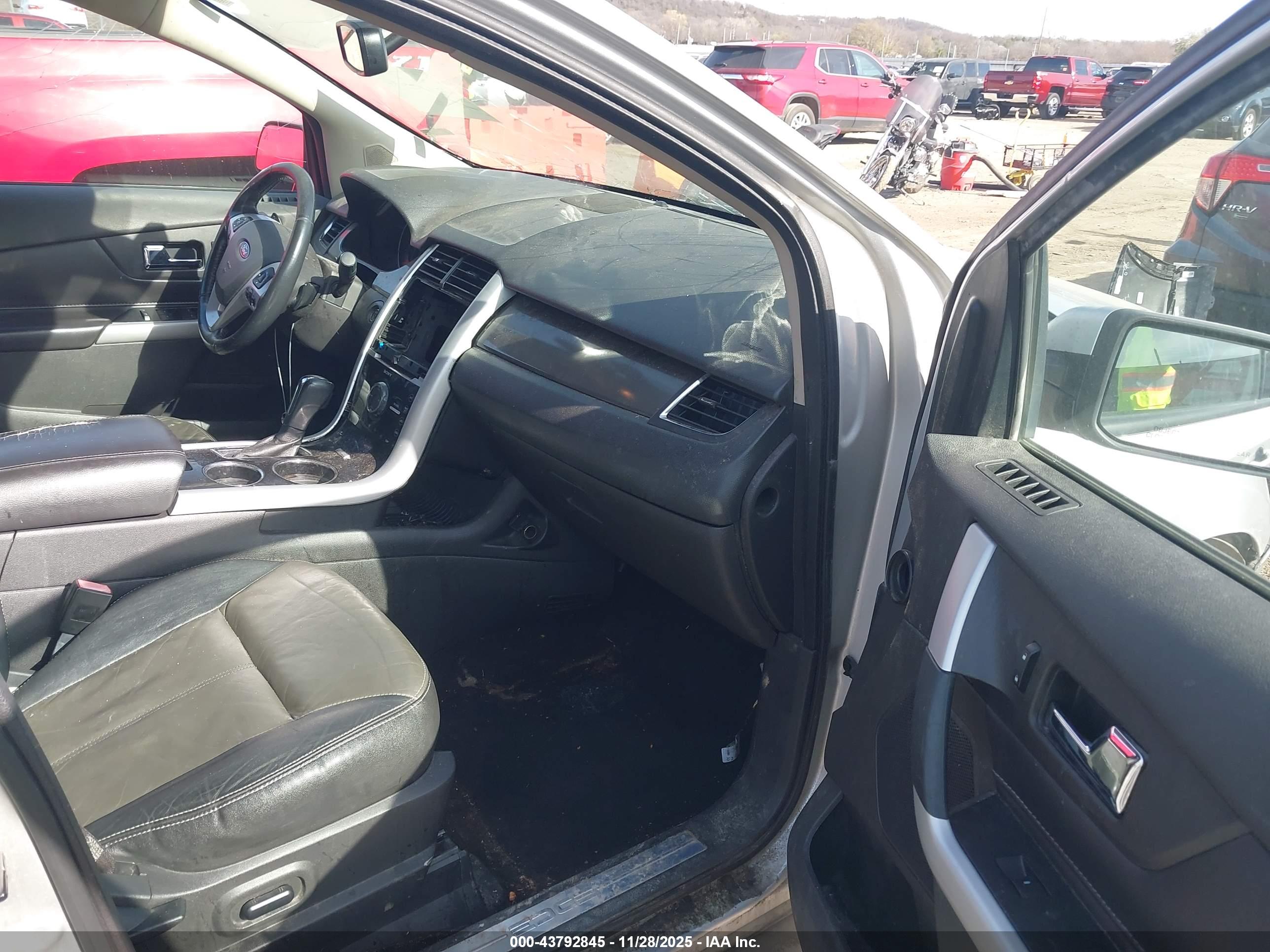 FORD EDGE image 5