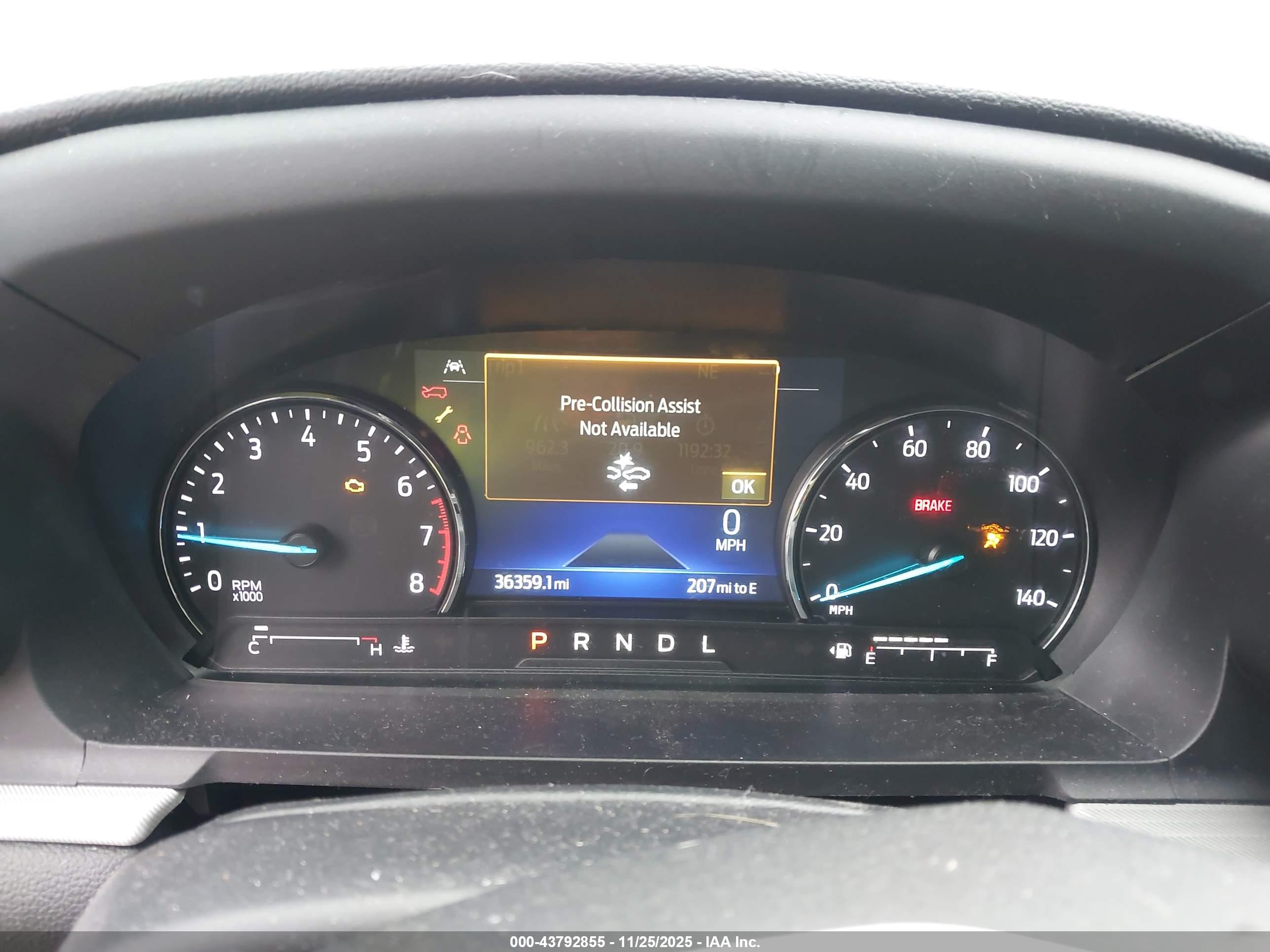 FORD EXPLORER image 7