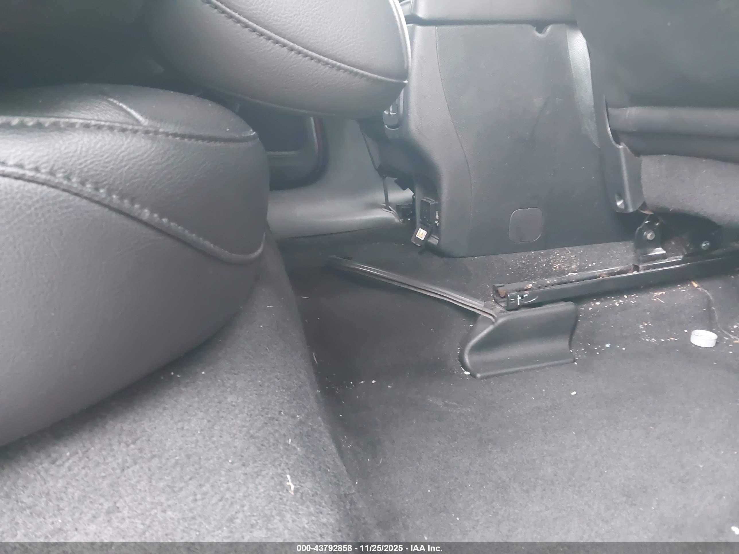 JEEP COMPASS image 8