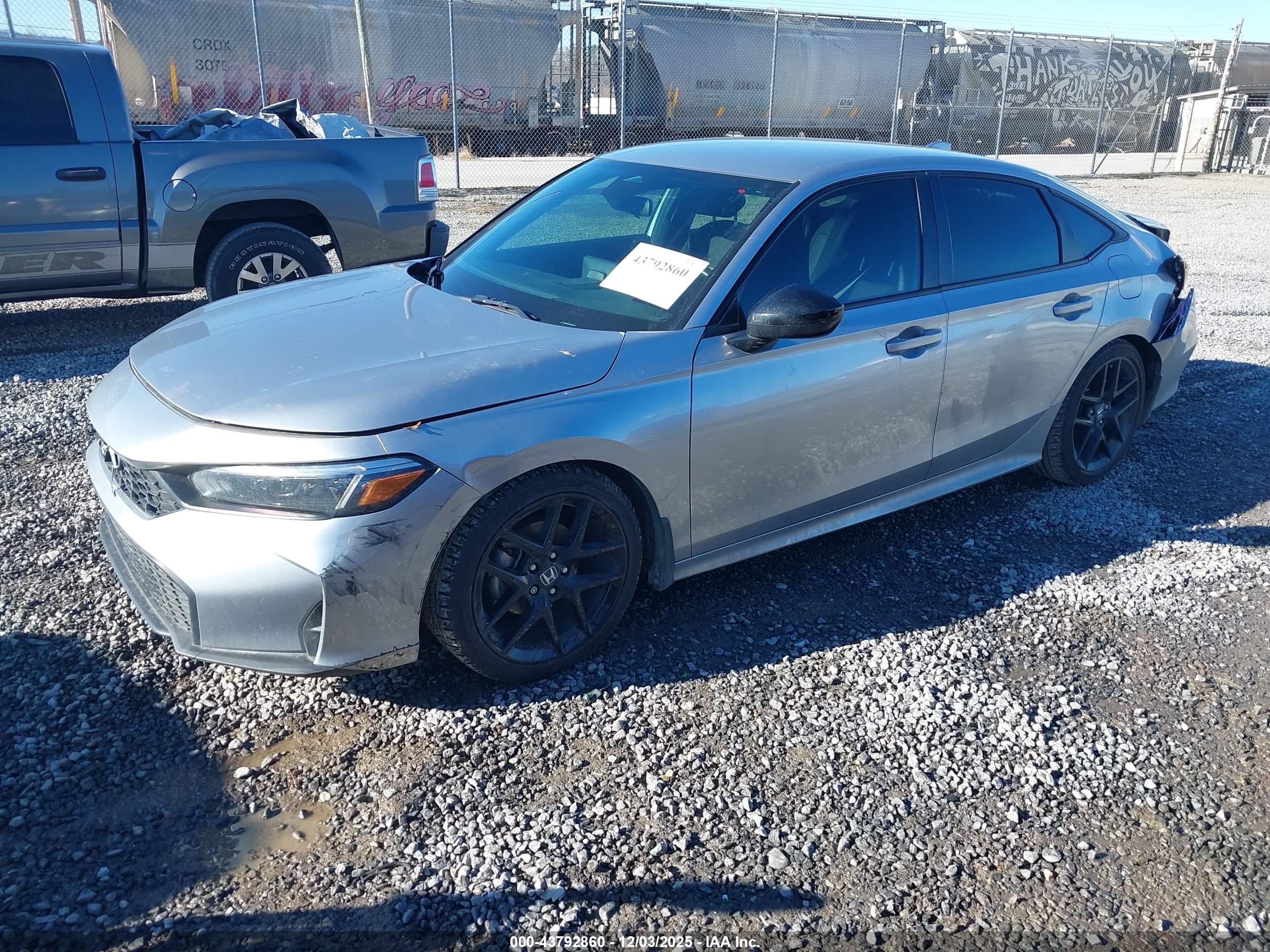 HONDA CIVIC image 2