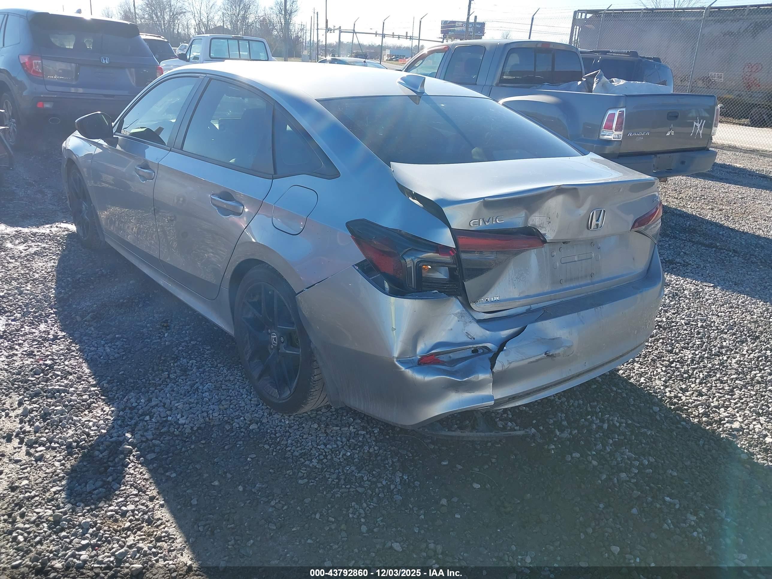 HONDA CIVIC image 6