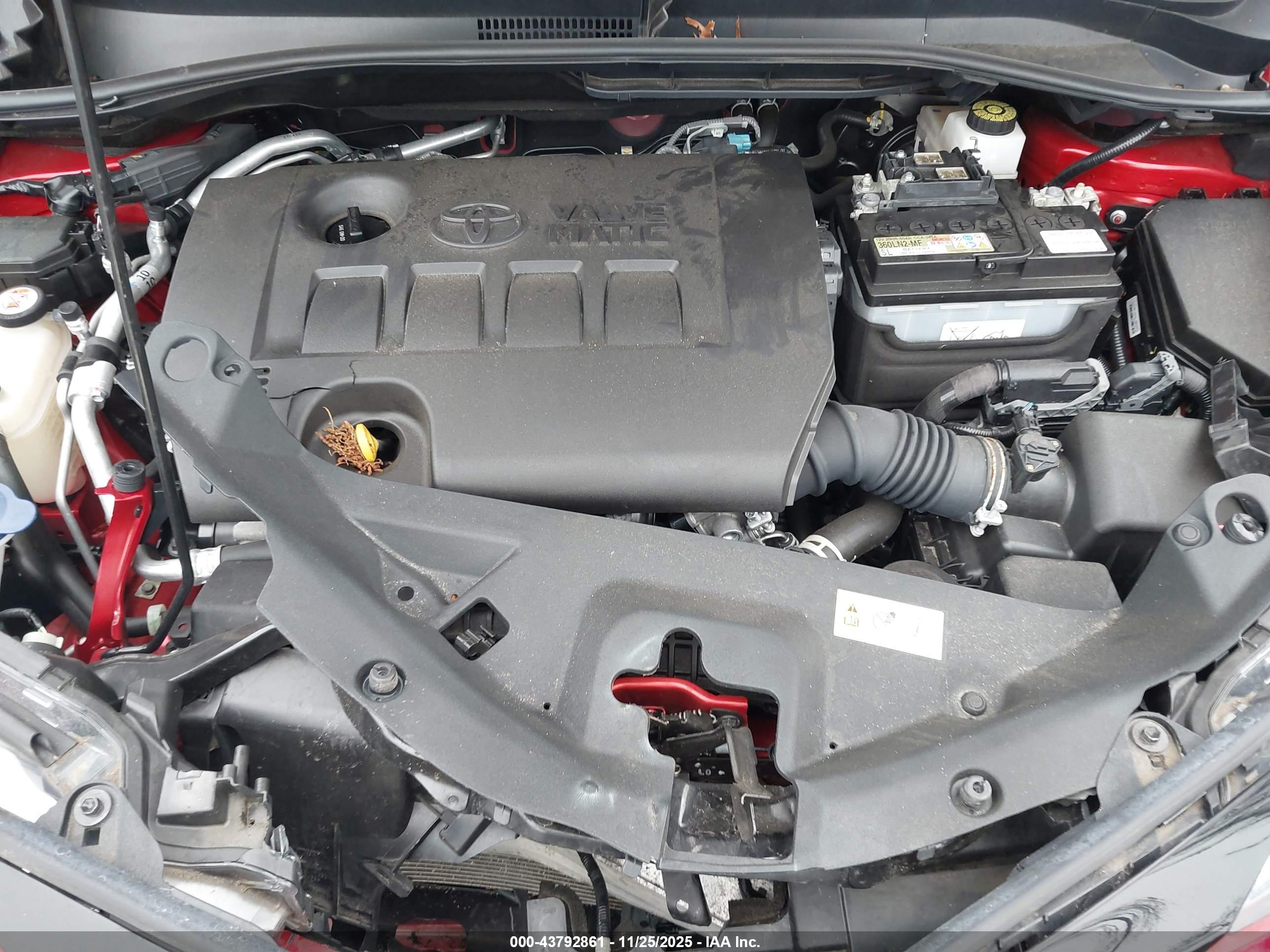 TOYOTA C-HR image 10