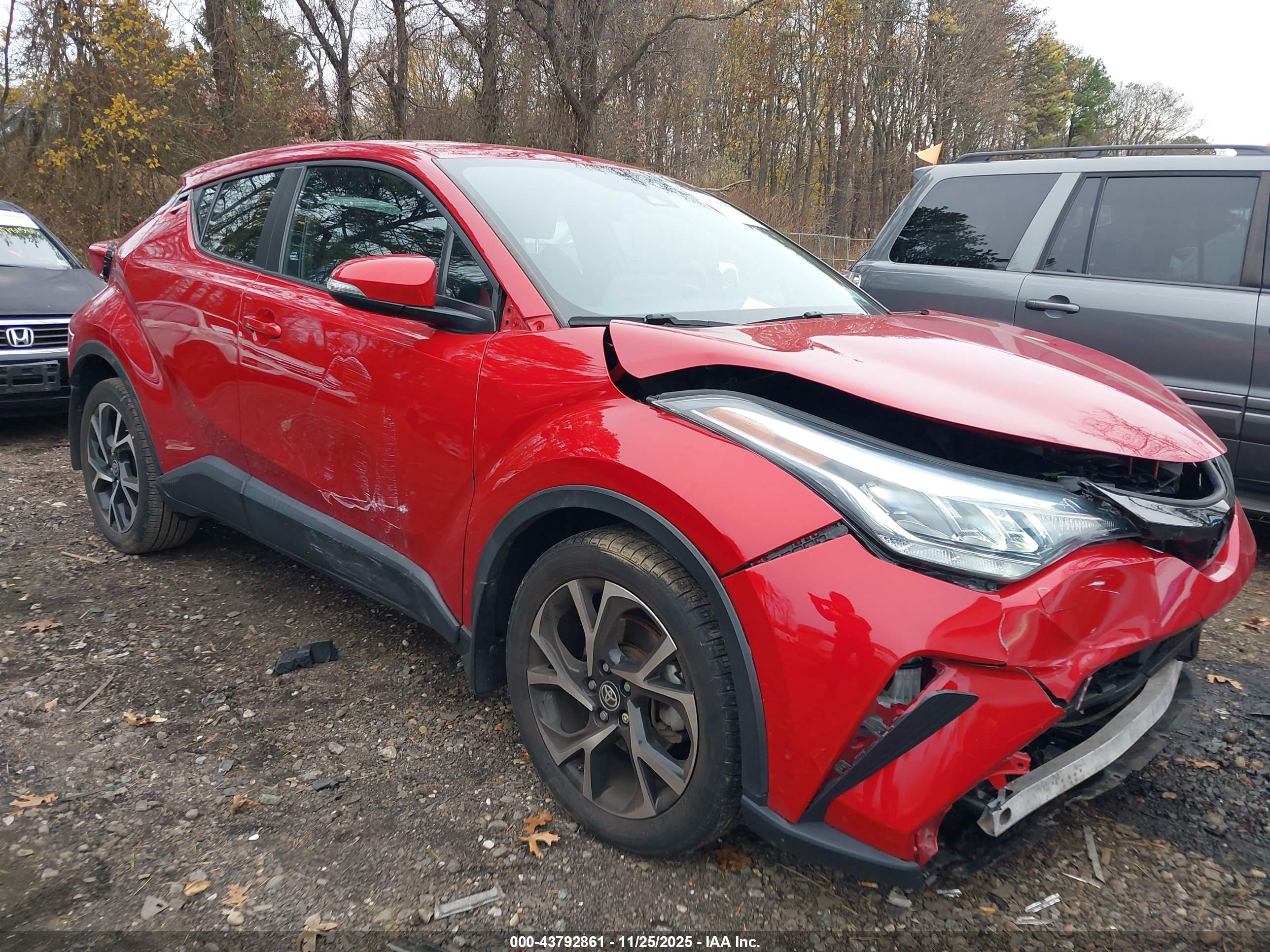 TOYOTA C-HR image 6