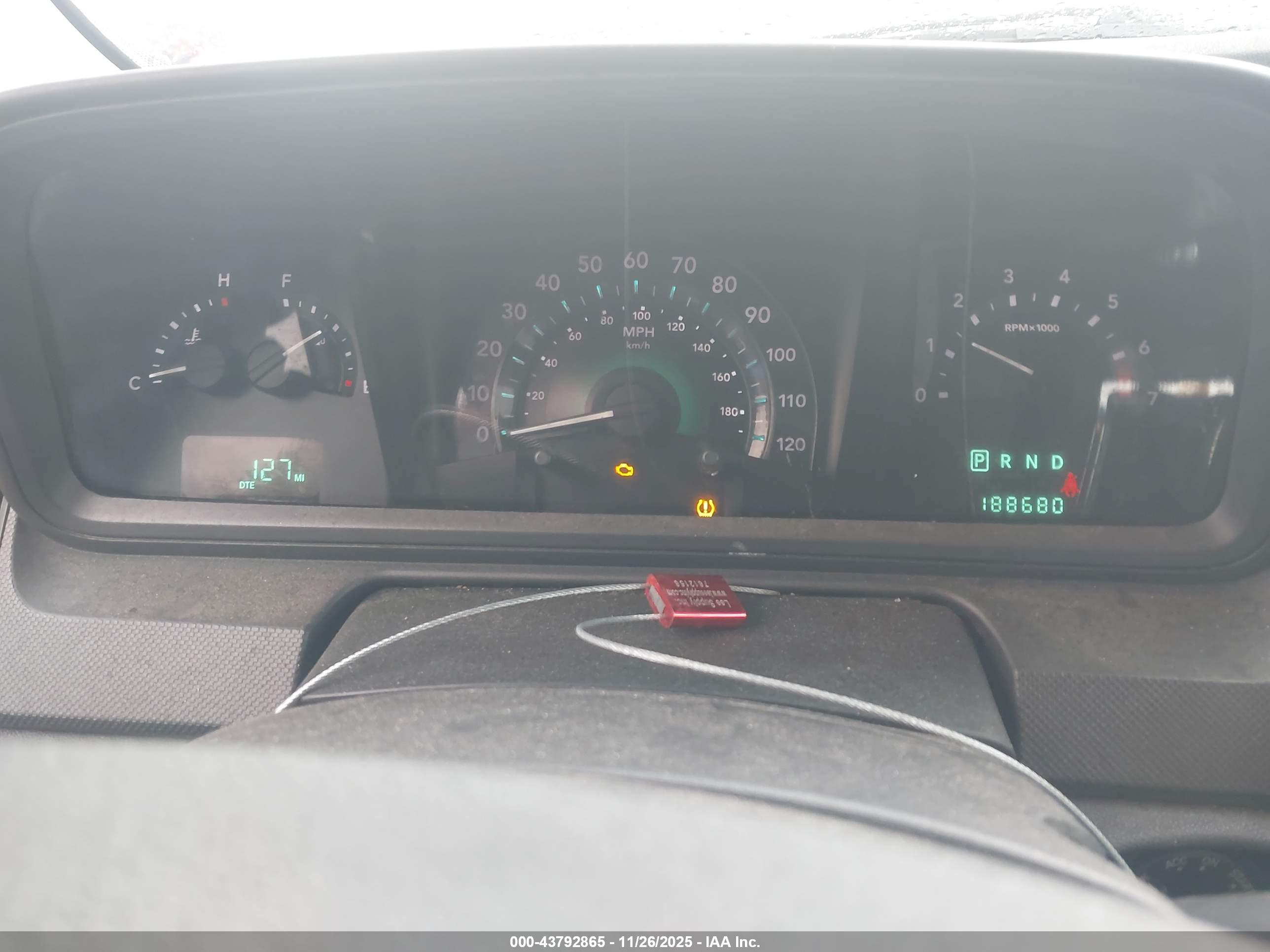 DODGE JOURNEY image 7