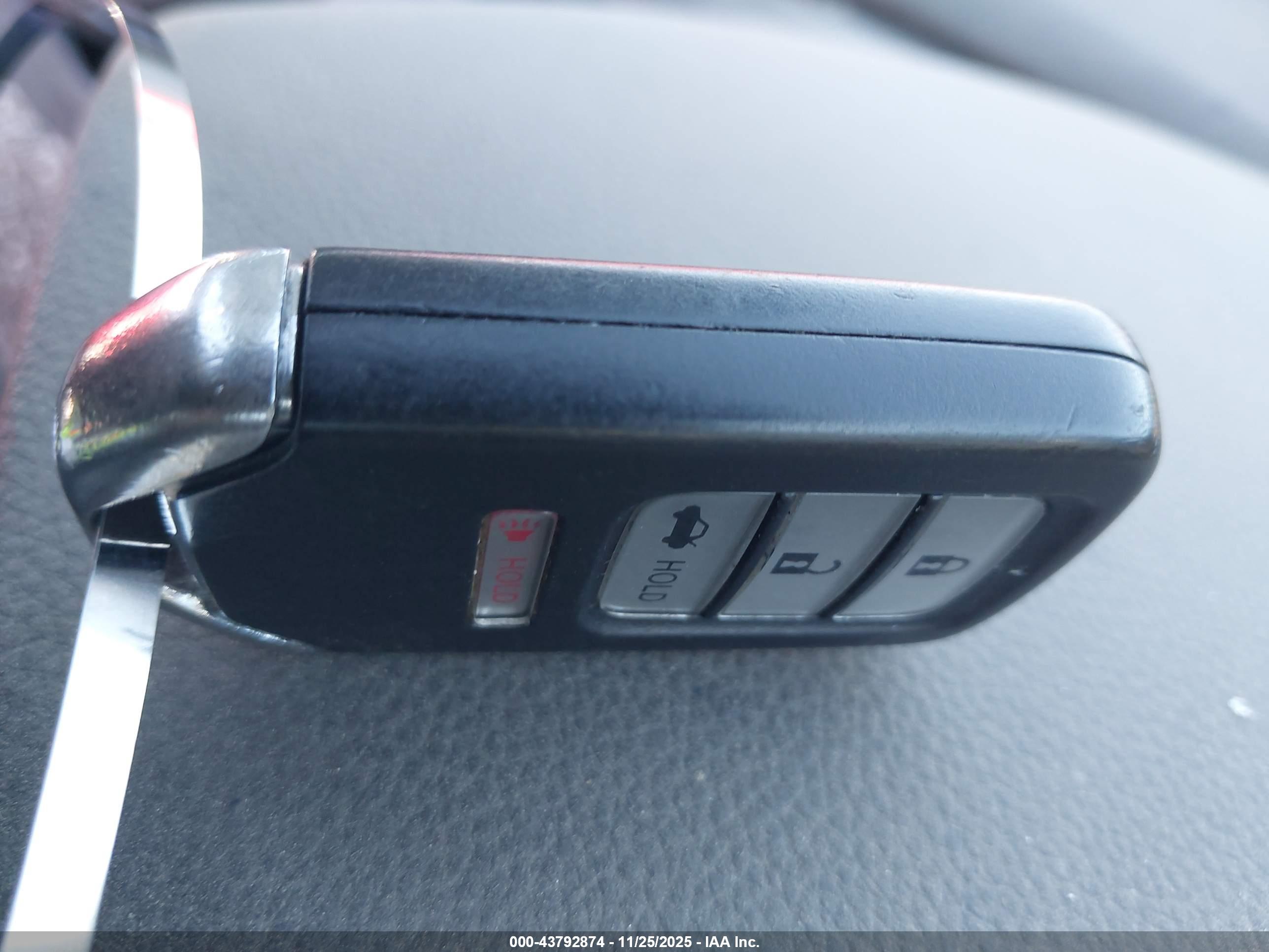 HONDA ACCORD image 11