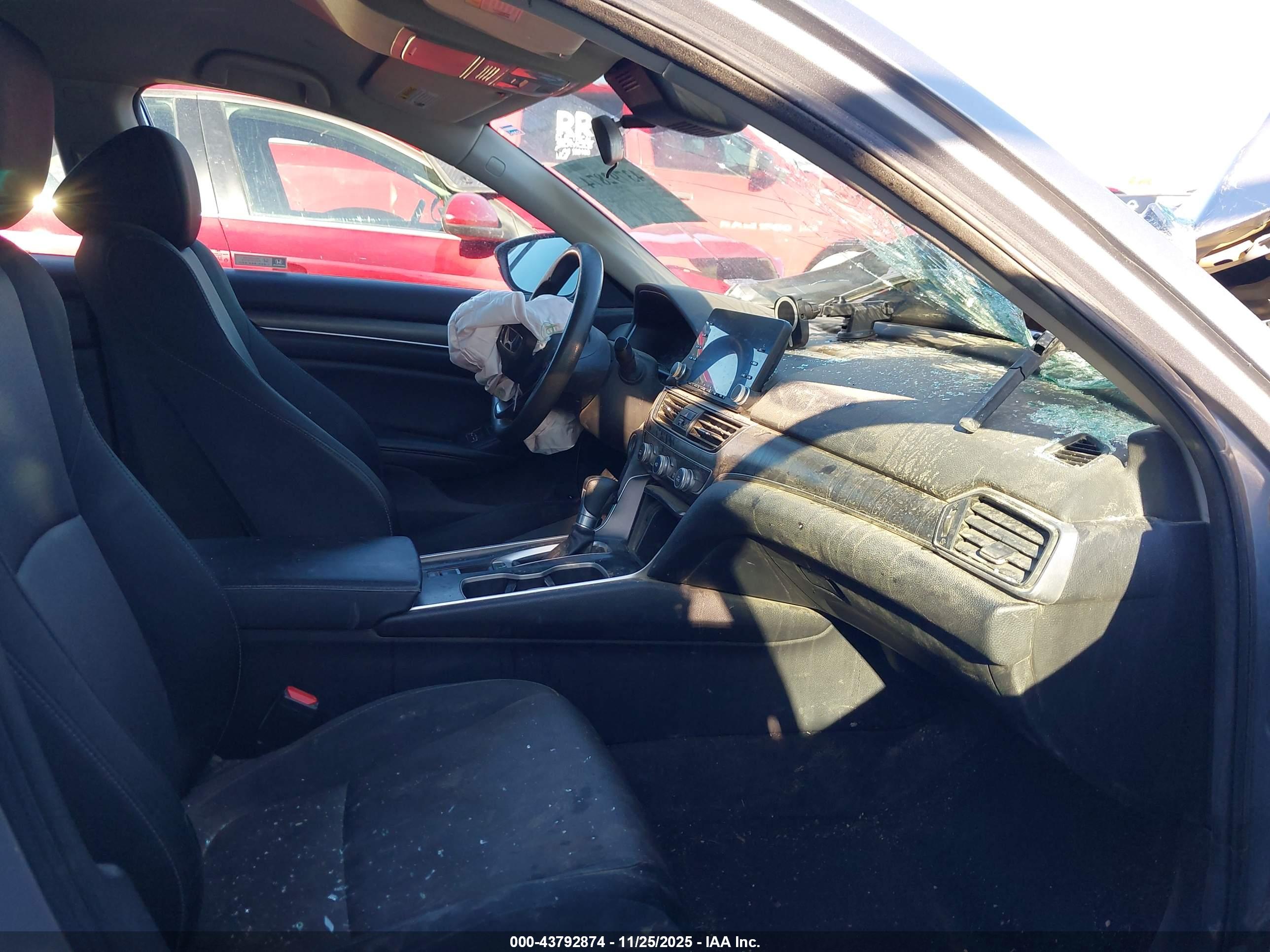 HONDA ACCORD image 5