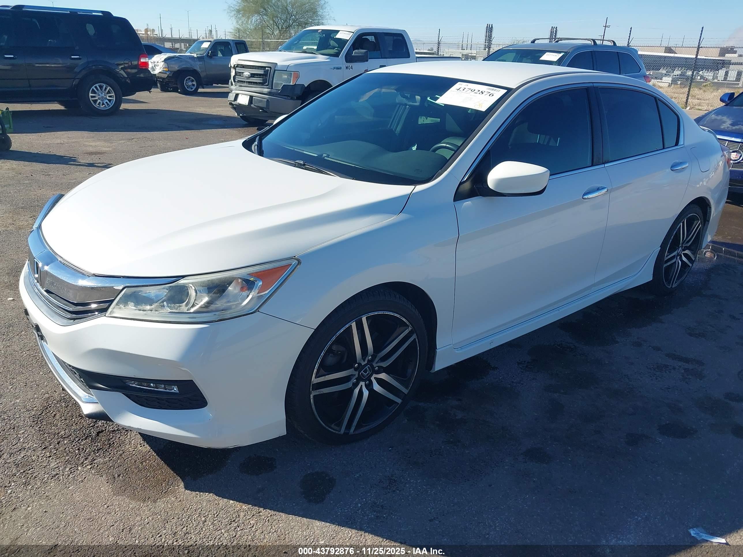HONDA ACCORD image 2