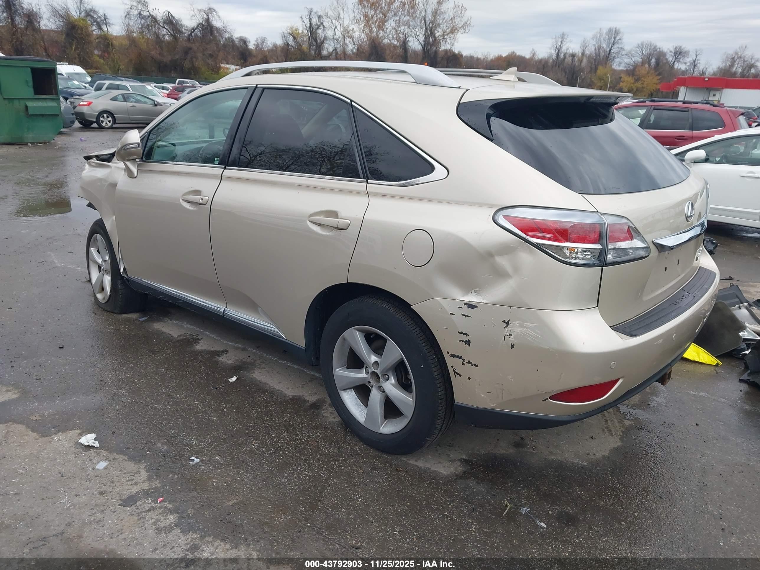 LEXUS RX image 3