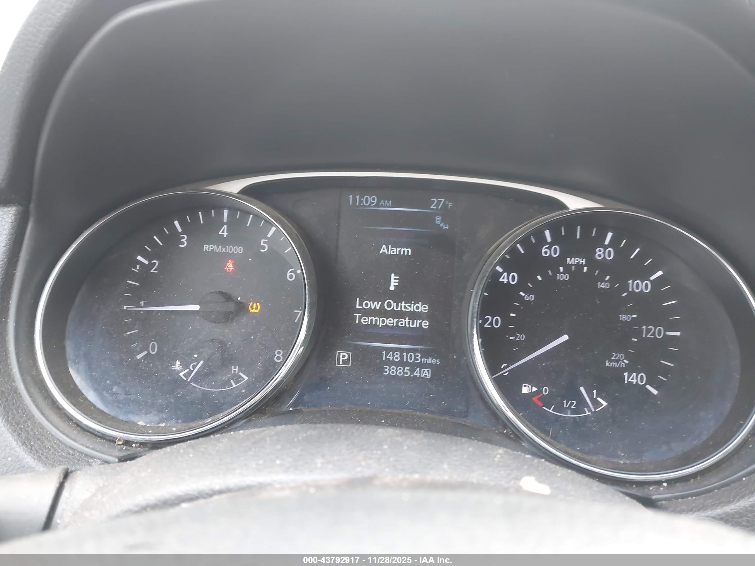 NISSAN ROGUE image 7