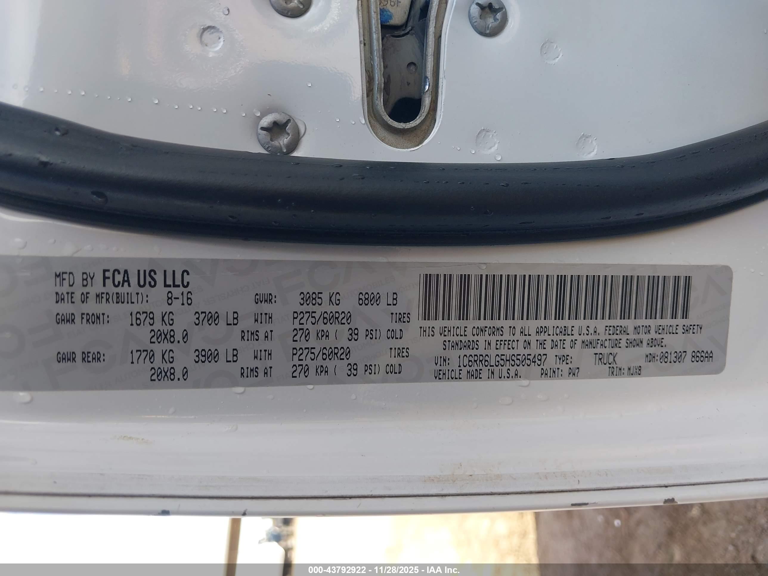 RAM 1500 image 9