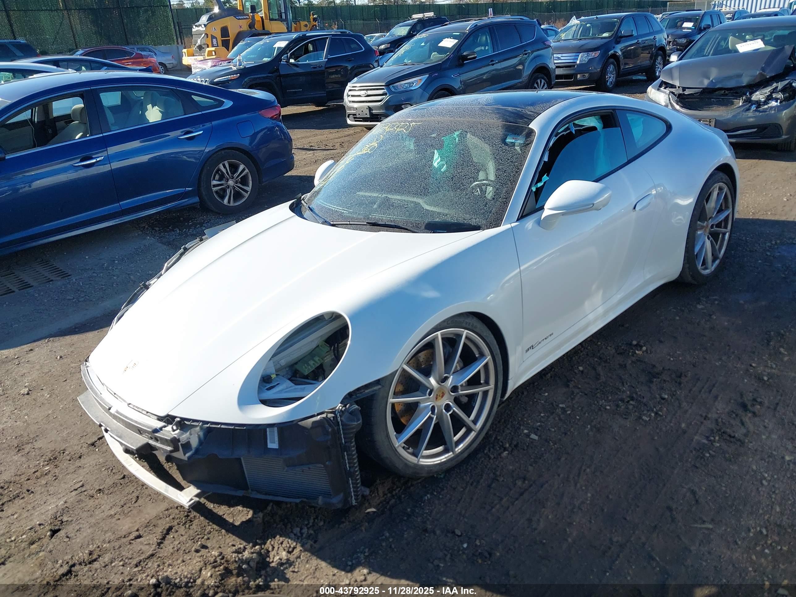 PORSCHE 911 image 2