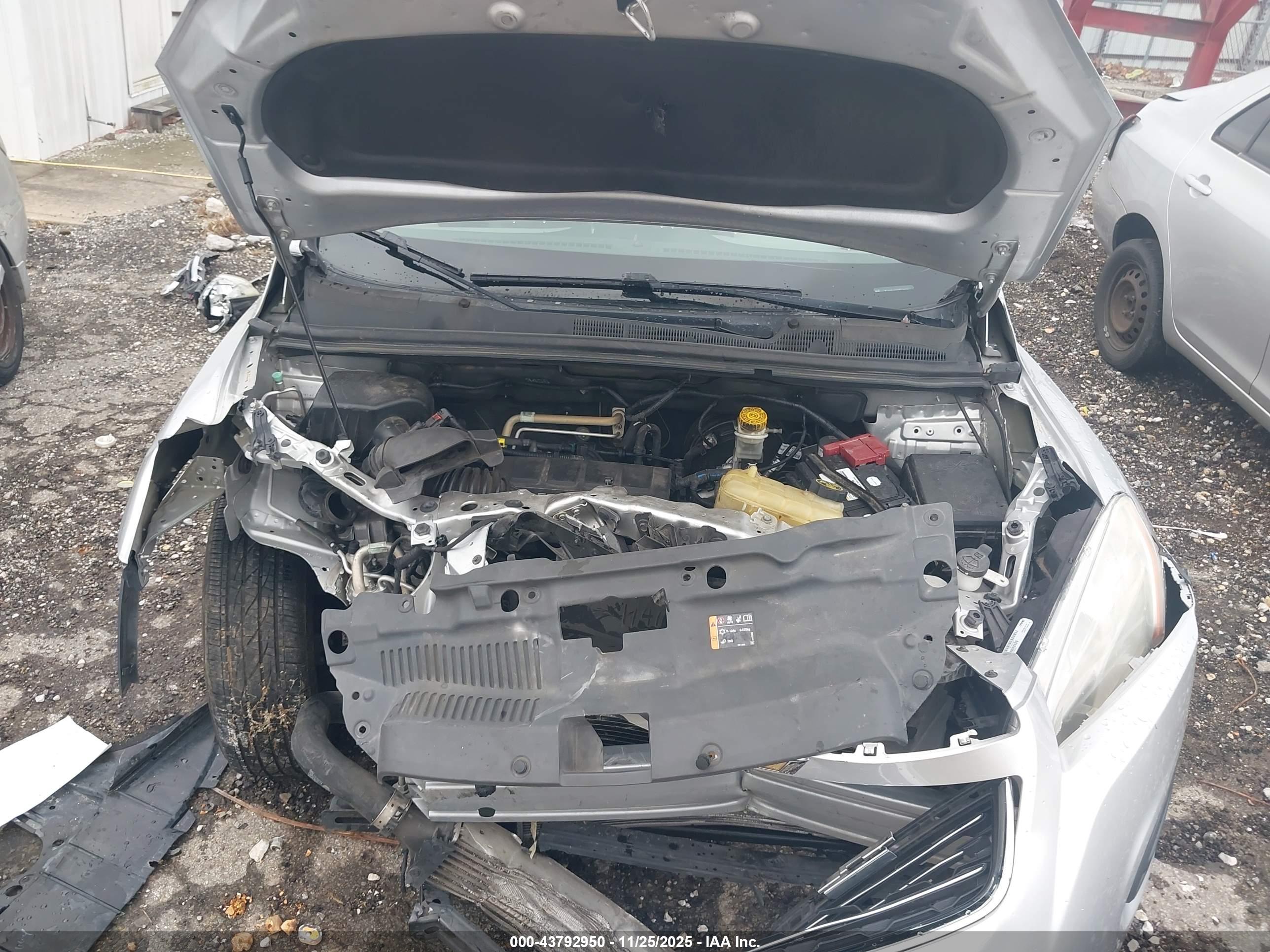 CHEVROLET TRAX image 10
