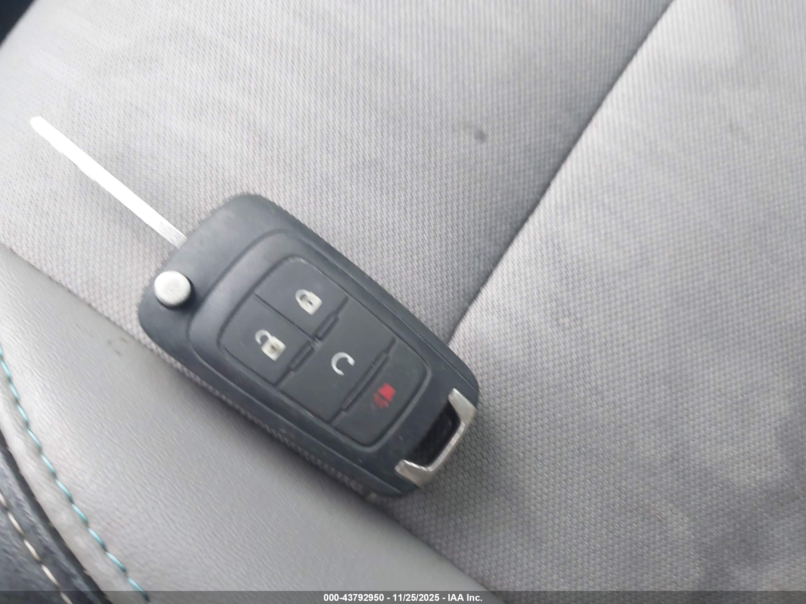 CHEVROLET TRAX image 11