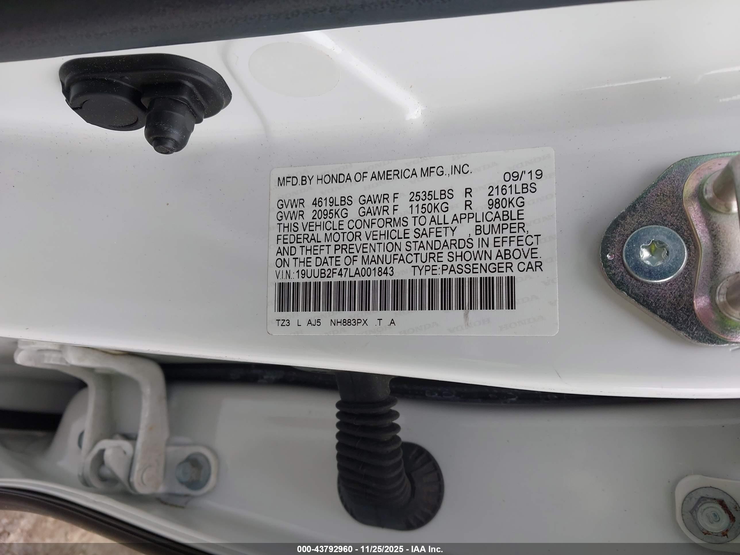 ACURA TLX image 9