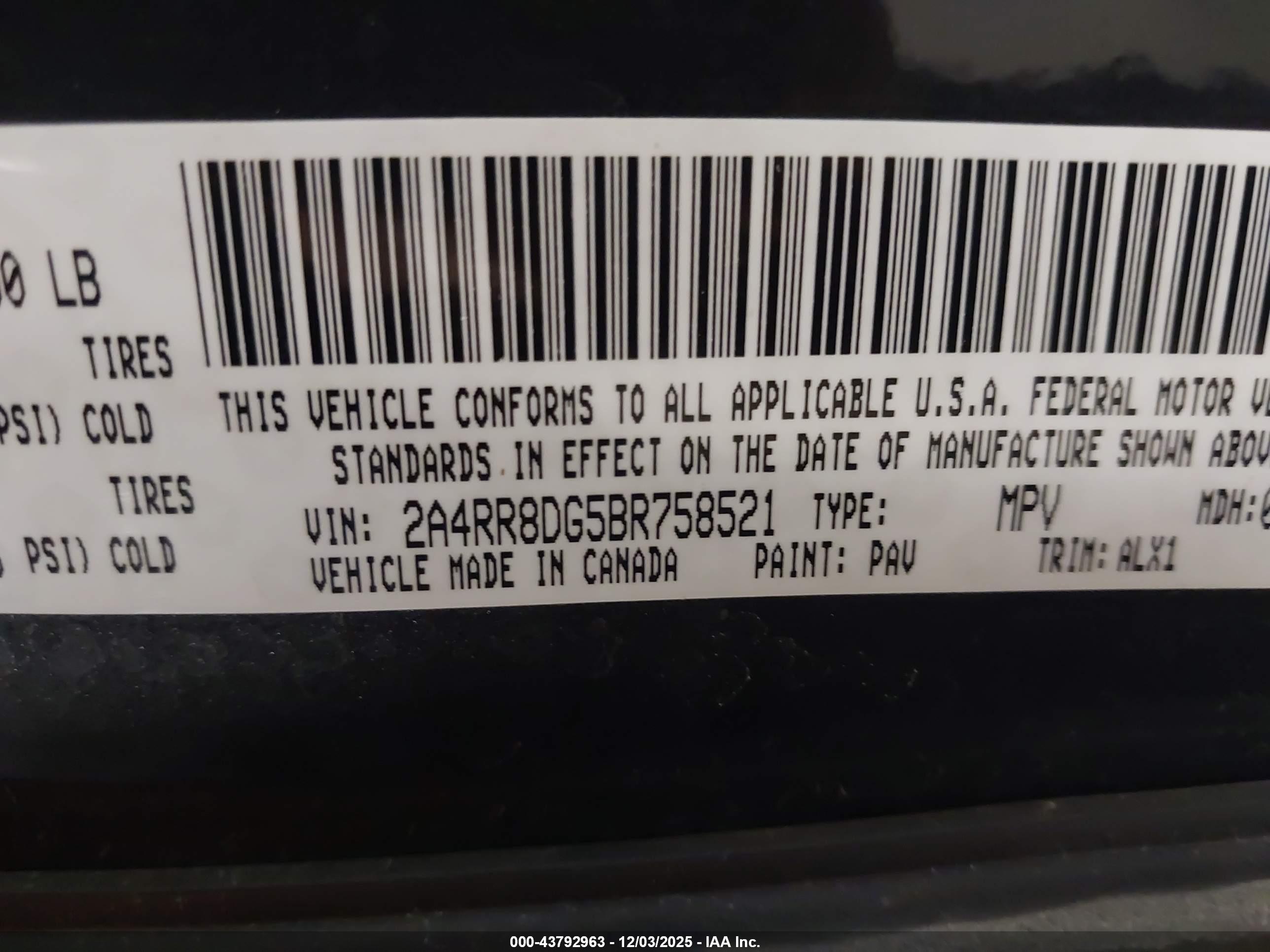 CHRYSLER TOWN image 9