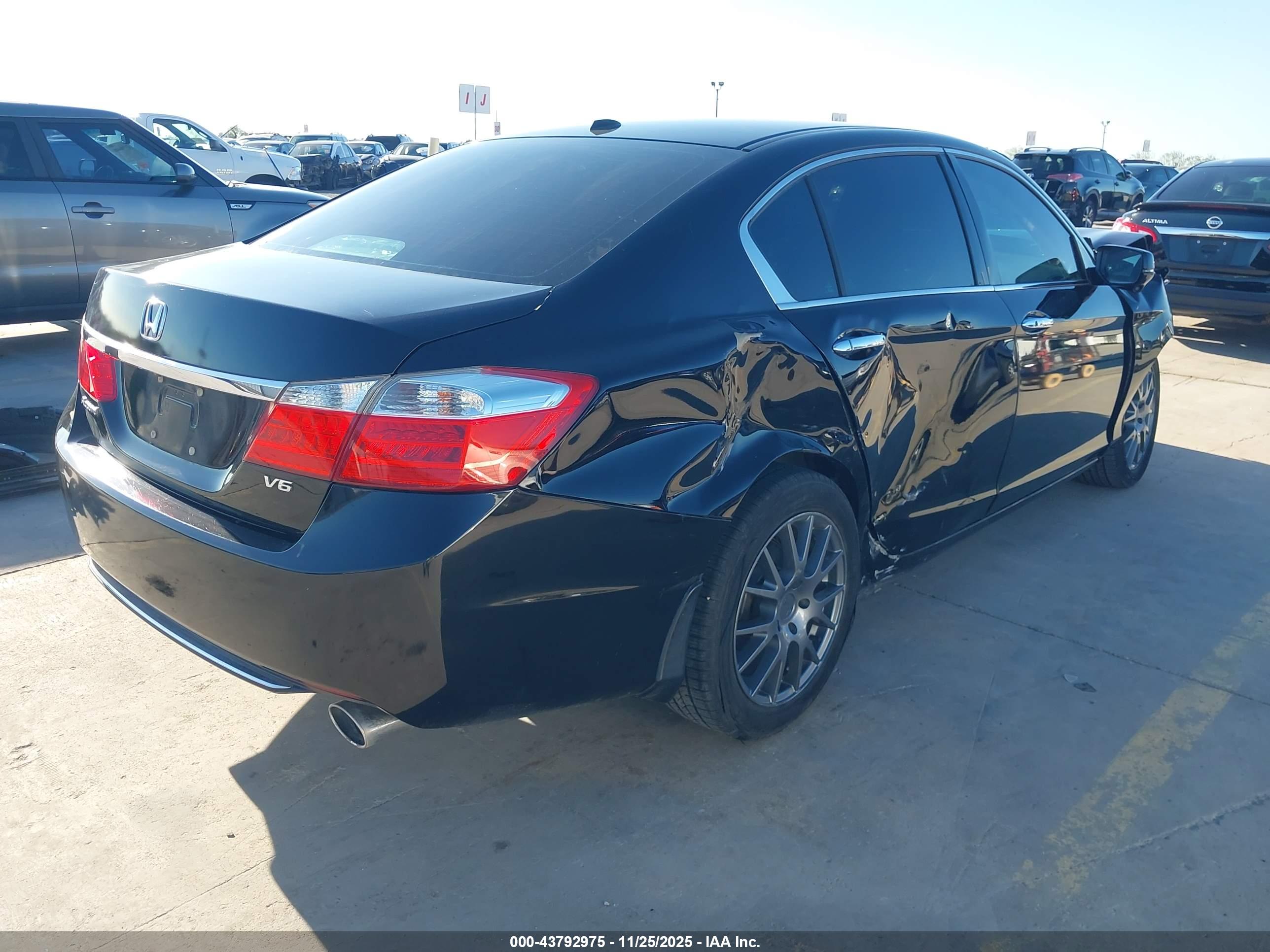 HONDA ACCORD image 4