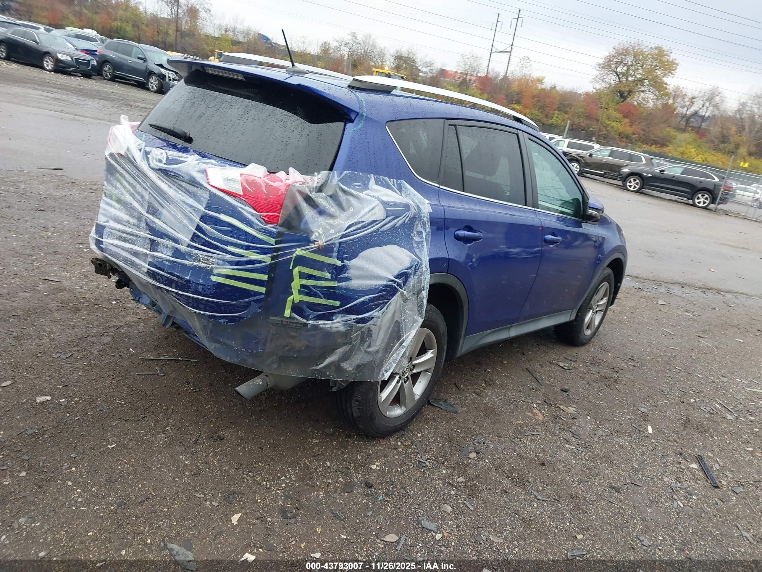 TOYOTA RAV4 image 4