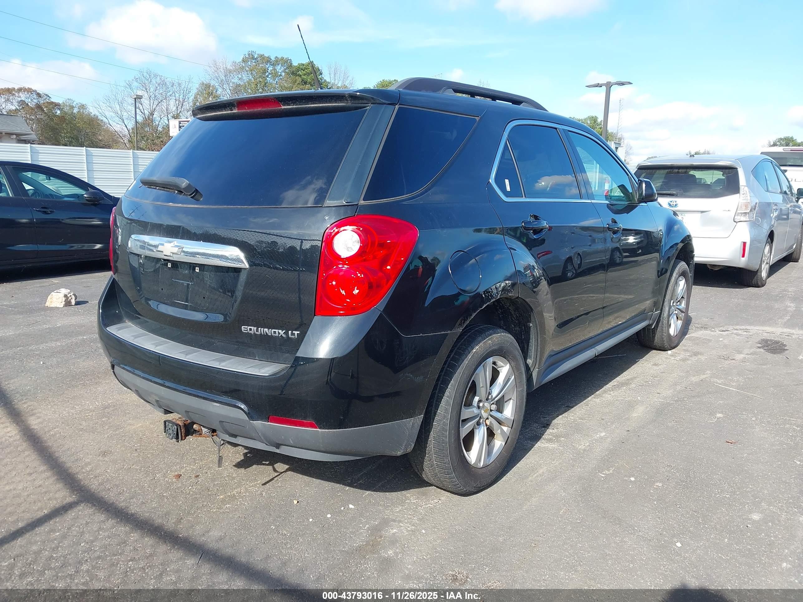 CHEVROLET EQUINOX image 4