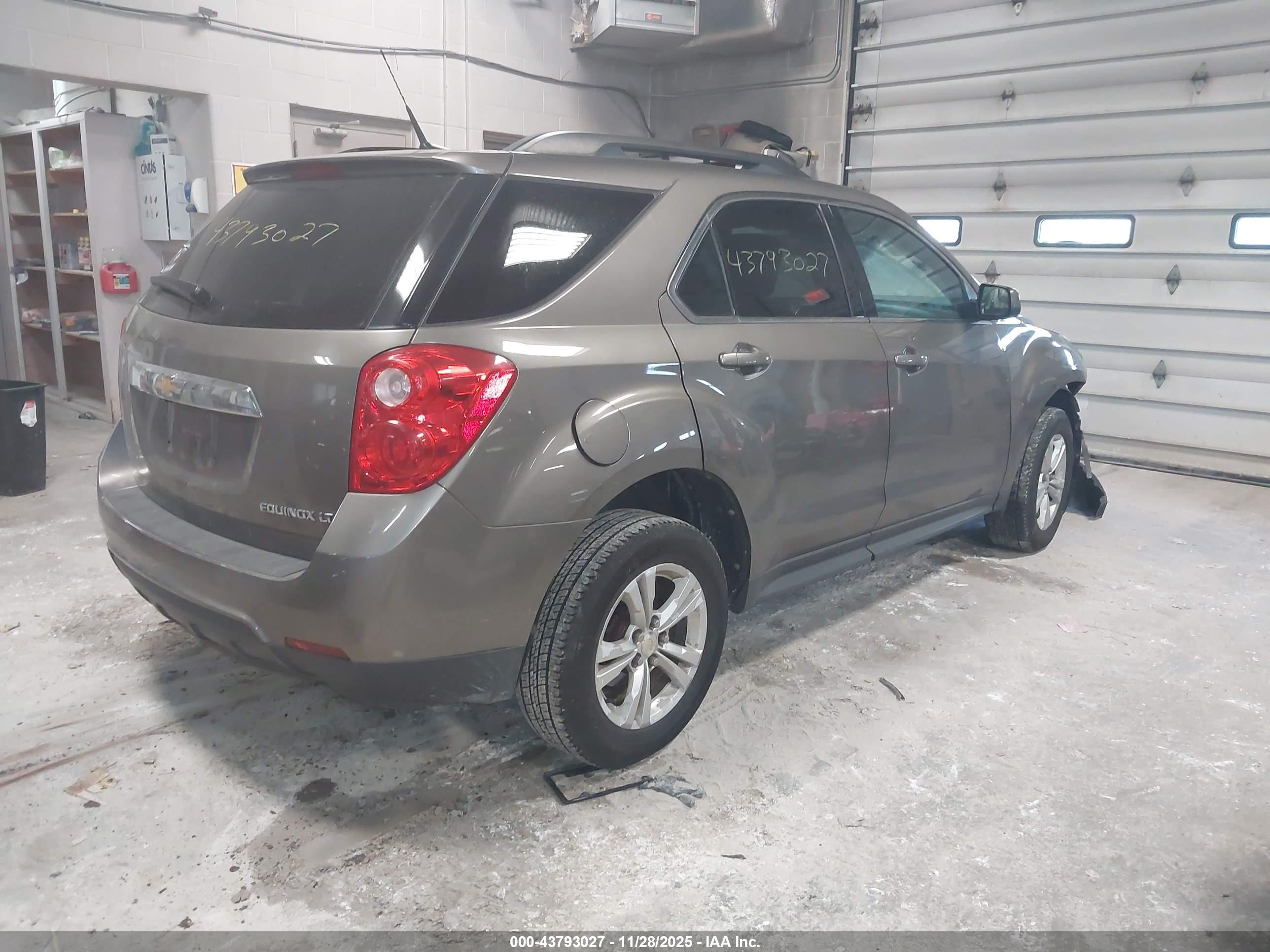CHEVROLET EQUINOX image 4