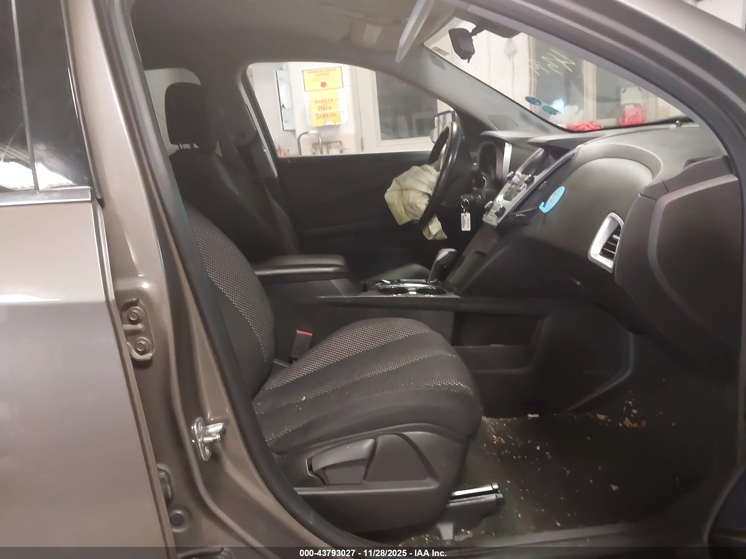 CHEVROLET EQUINOX image 5